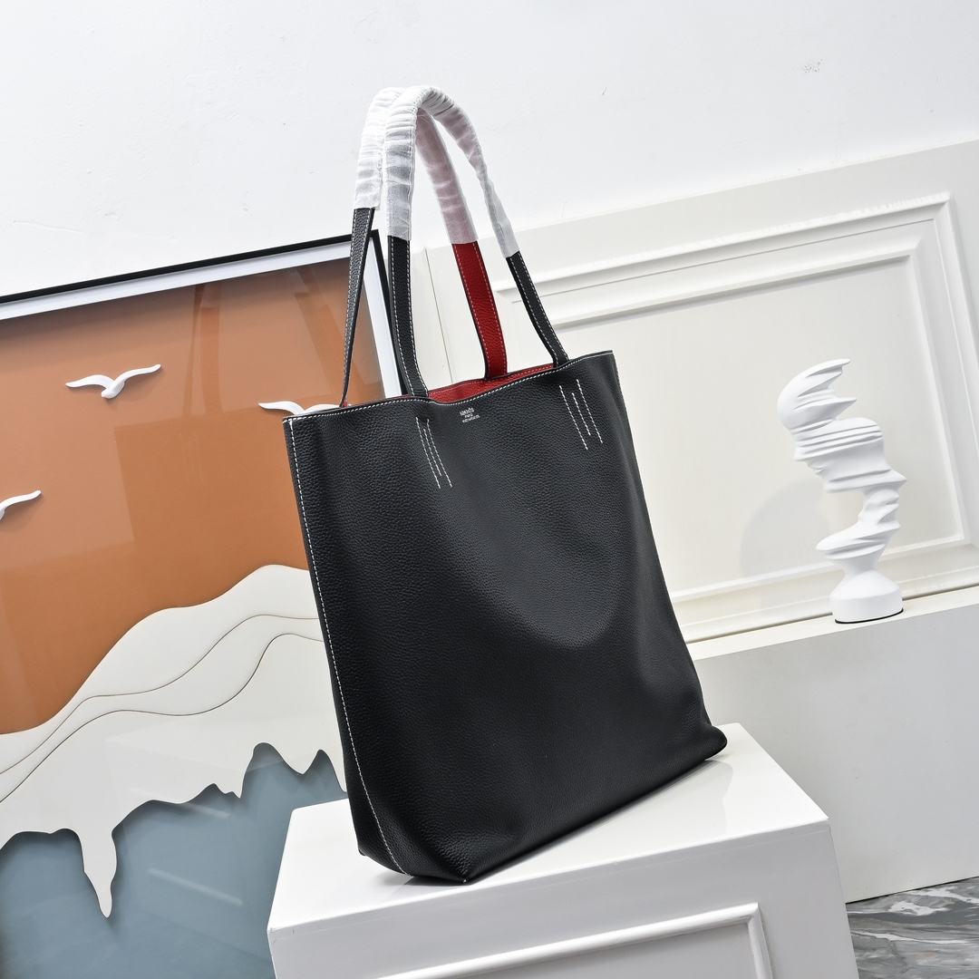 爱马仕（Hermès）奢华与永恒的设计 双面袋两面通用 简单低调 跟着心情换不一样的颜色🌈🌈🌈黑/大红