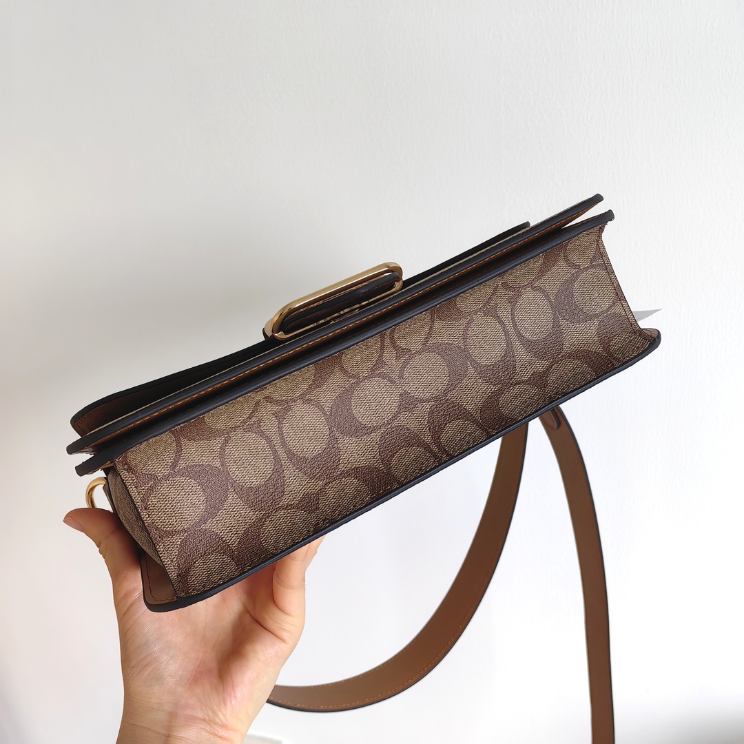 Coach 纯原蔻驰coach新款Morgan系列CR332 作为Georgia的年度升级款