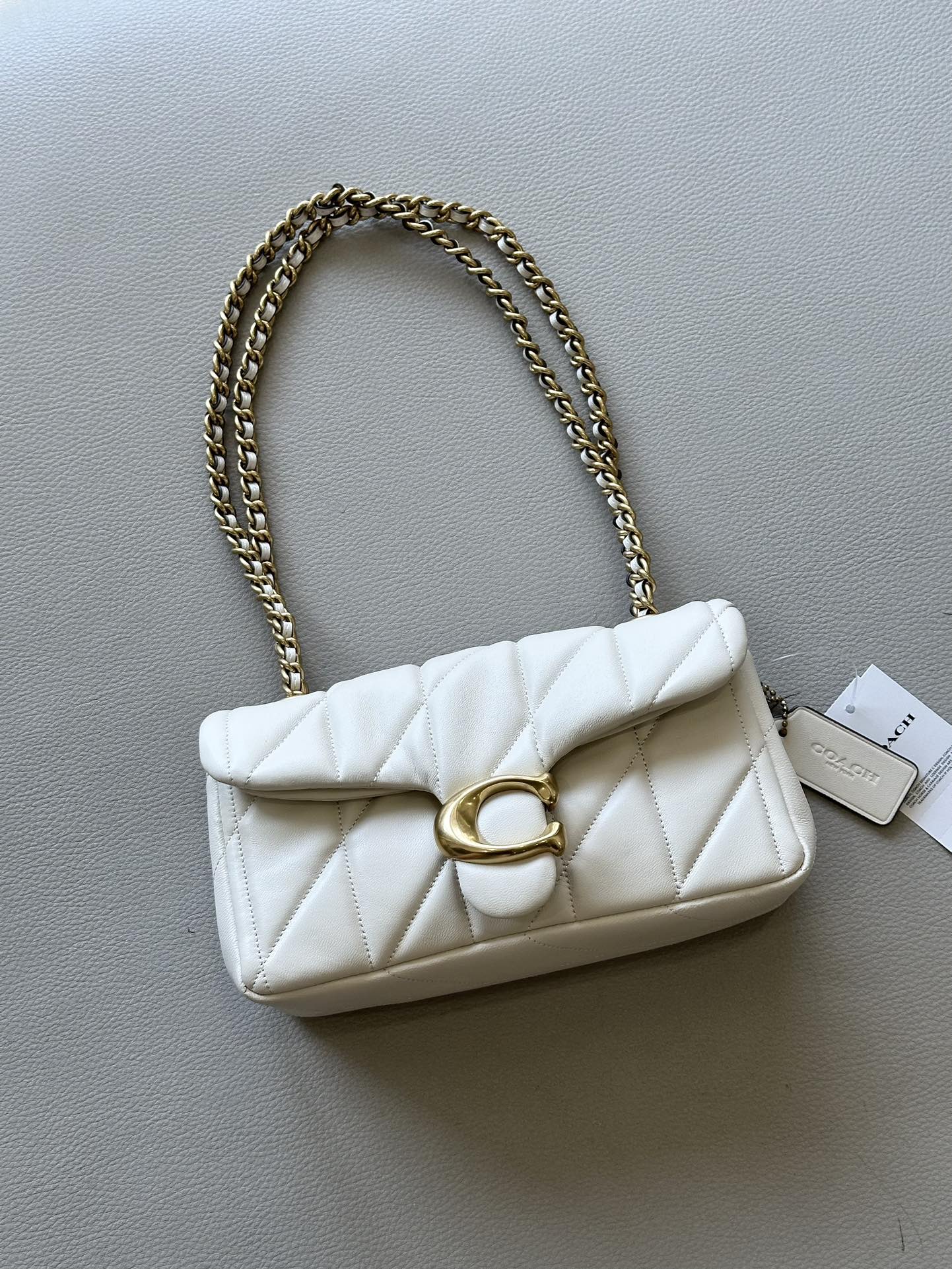 Coach ～ 货 Coach 蔻驰CP149 Quilting Tabby20系列单肩斜挎酒神包
