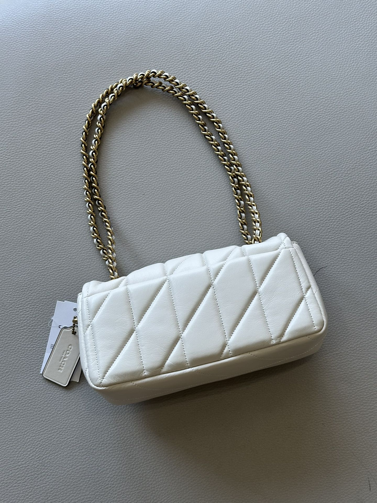 Coach ～ 货 Coach 蔻驰CP149 Quilting Tabby20系列单肩斜挎酒神包