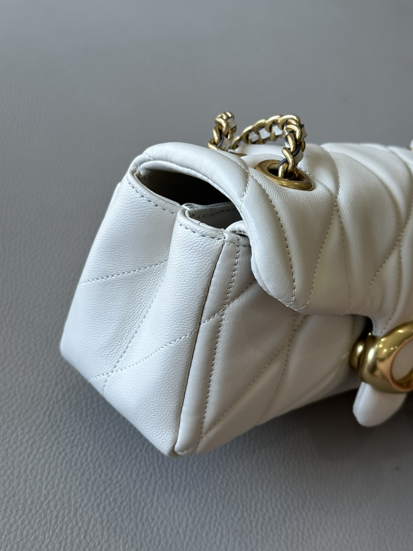 Coach ～ 货 Coach 蔻驰CP149 Quilting Tabby20系列单肩斜挎酒神包
