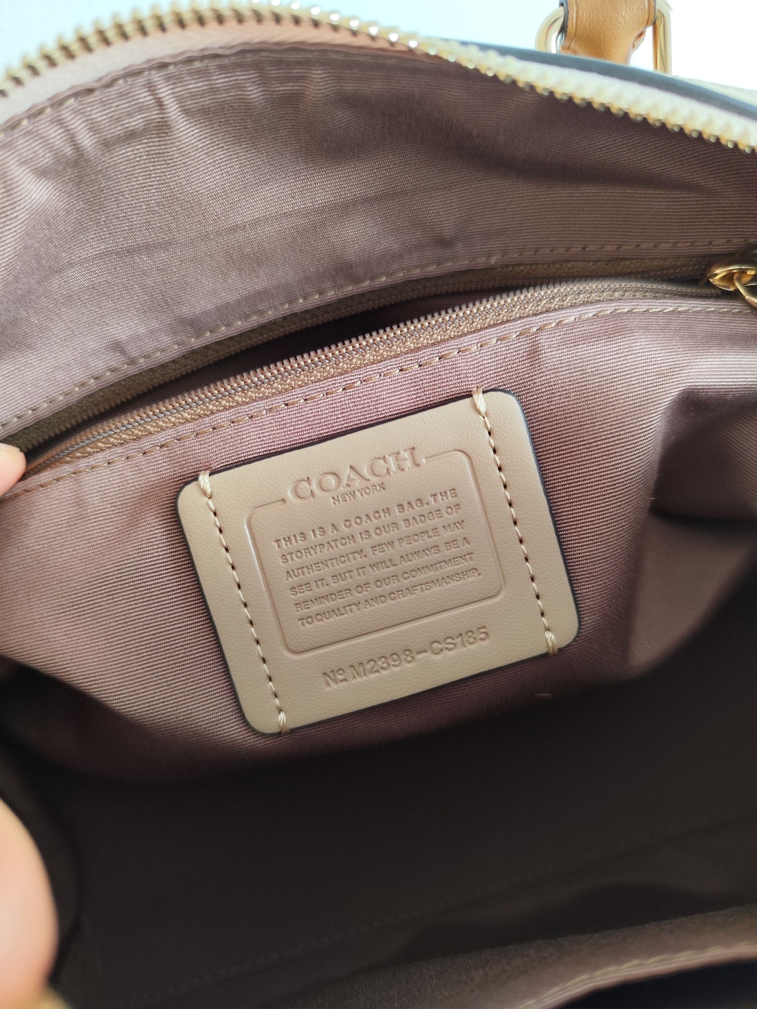 Coach ～纯原coach蔻驰CS185 rowan系列新款配色 焦糖奶茶双拼大号波士顿 枕头包