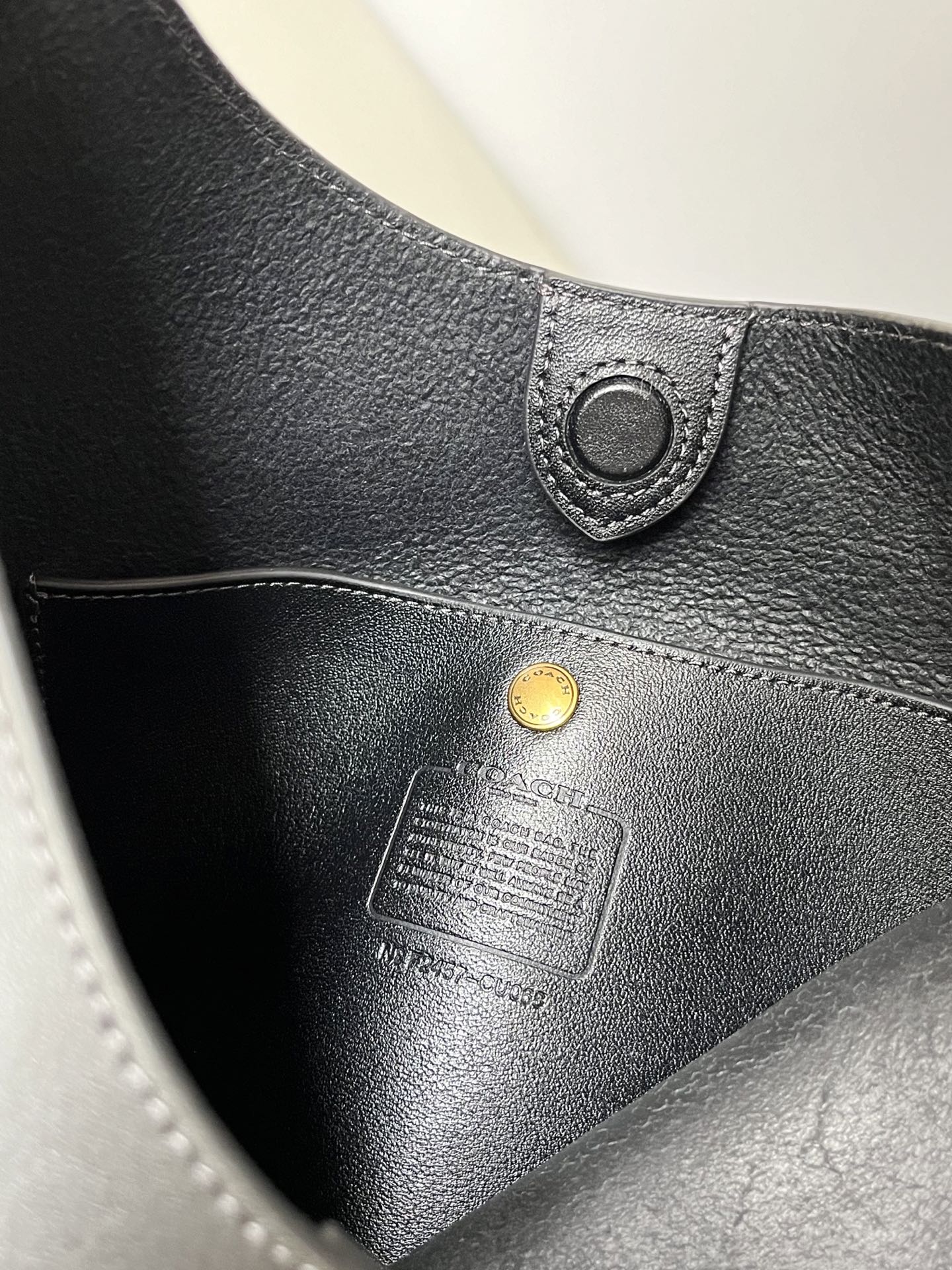 Coach Coach蔻驰 CU068 Brooklyn系列 布鲁克林28 手拎腋下包 百搭的大Hobo