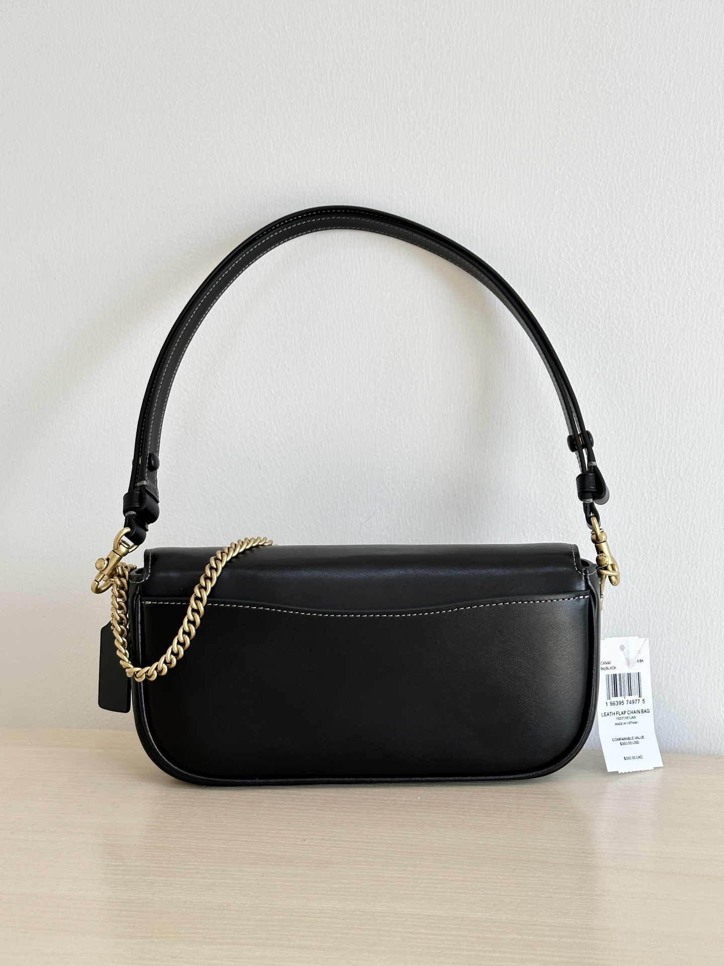 Coach ～￼ Coach蔻驰 CAN90 Brook系列法棍包 有牛皮和老花料两种材质