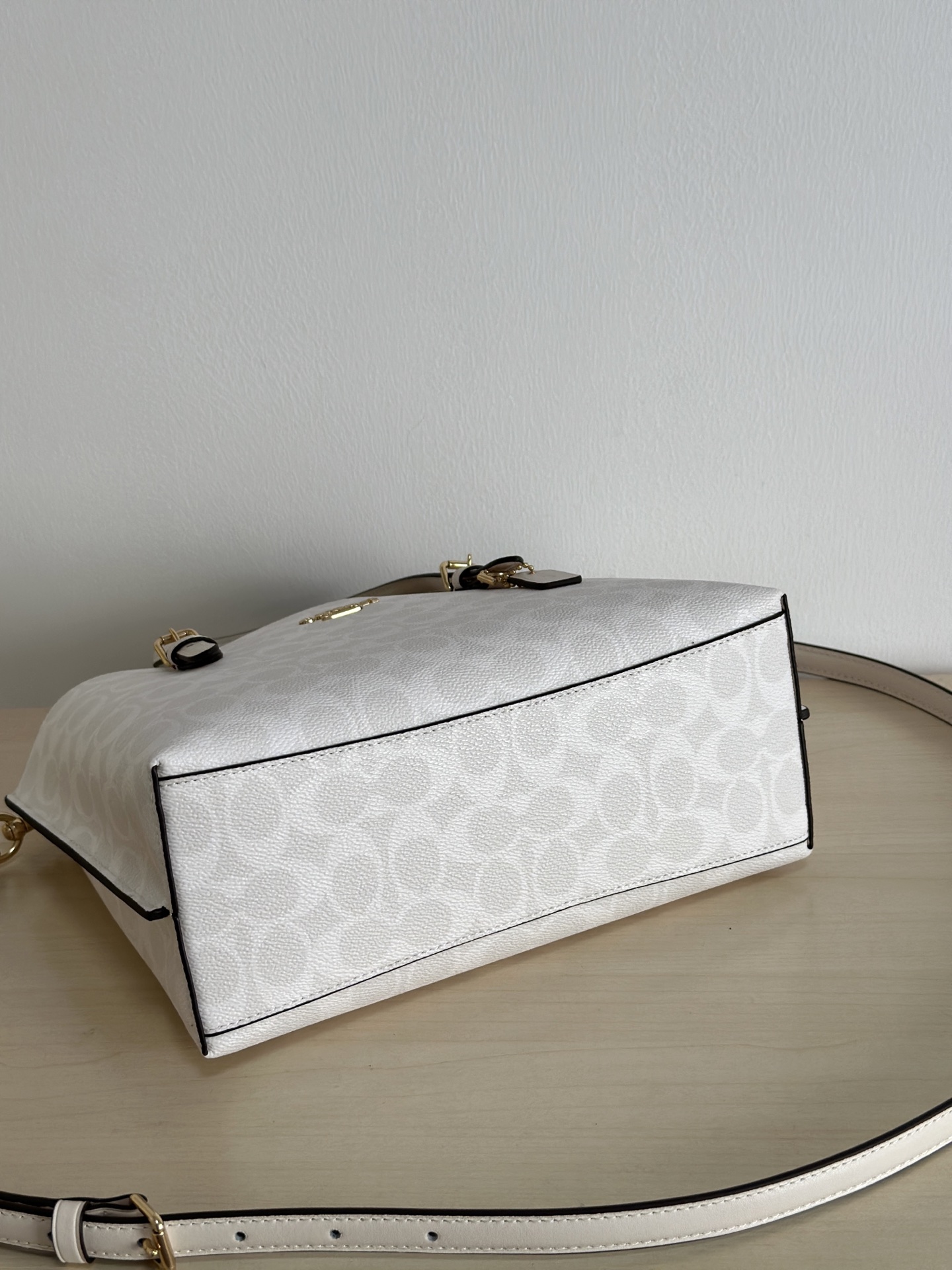 Coach ～纯原coach蔻驰CV965 Mollie25系列 托特斜挎包