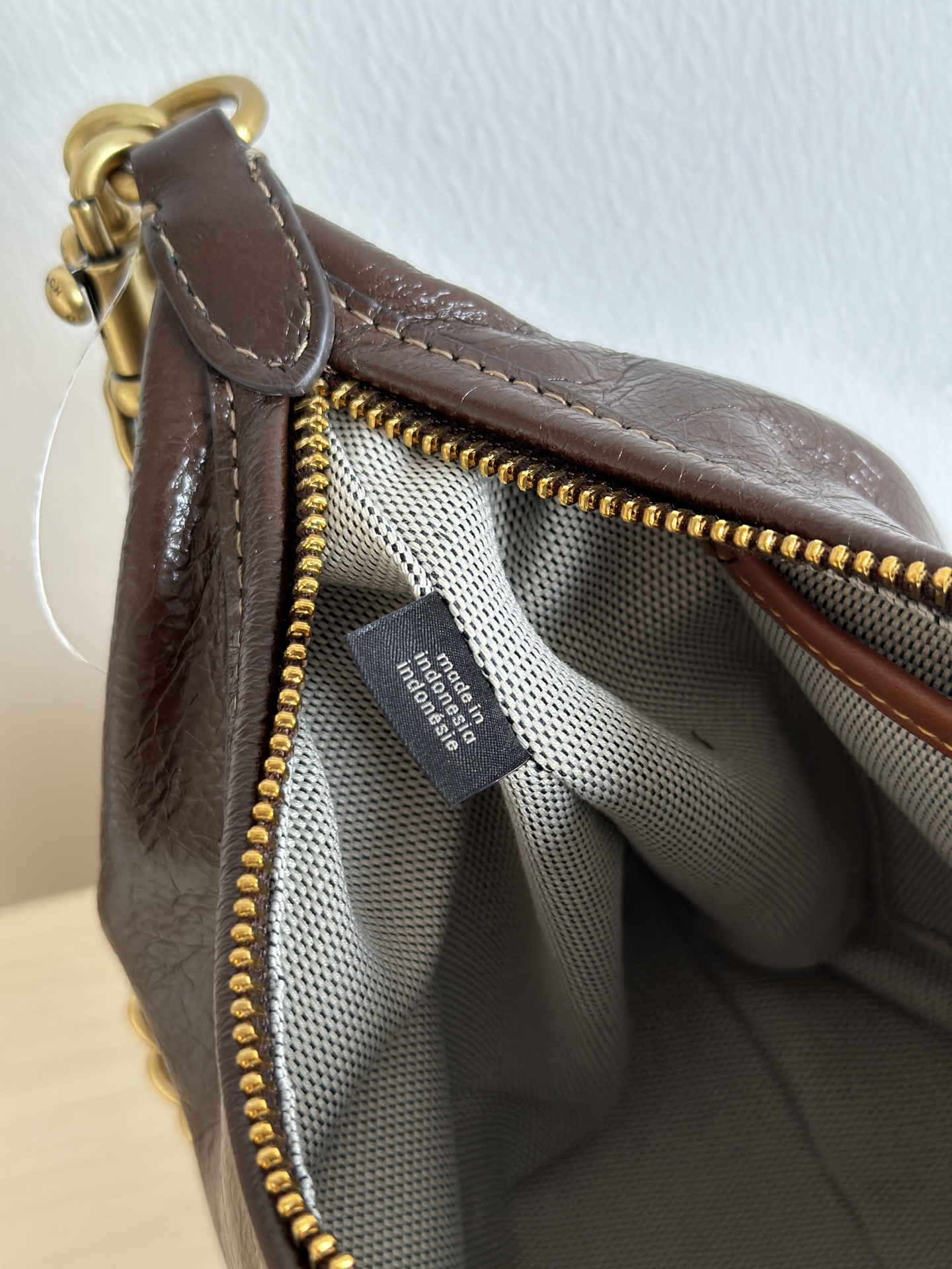 Coach ￼ 纯原Coach蔻驰 CAD75 Juliet朱丽叶系列油蜡皮流浪包 三肩带设计