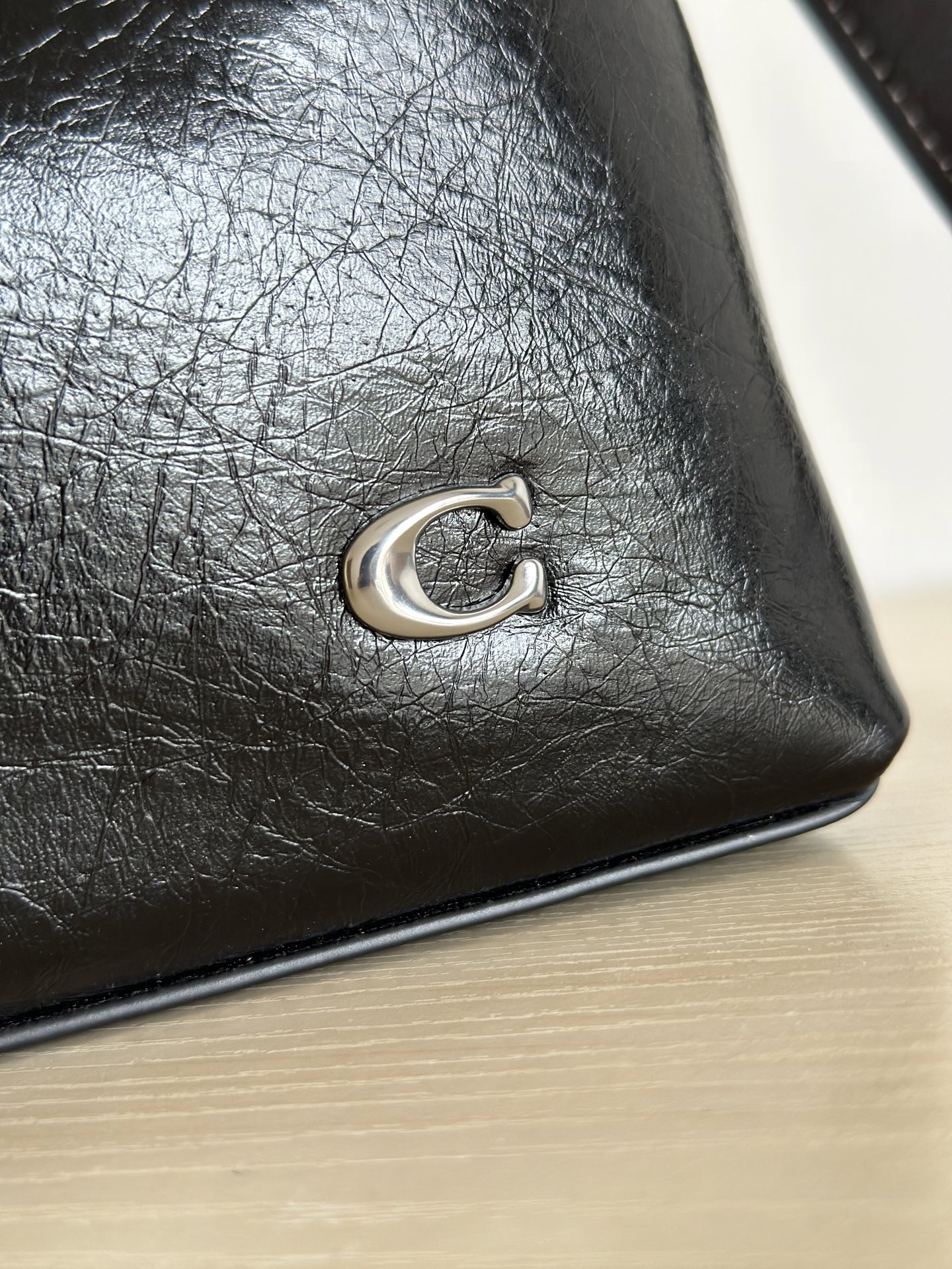 Coach 纯原Coach蔻驰 CAD75 Juliet朱丽叶系列油蜡皮流浪包 三肩带设计 多种自由搭配背法