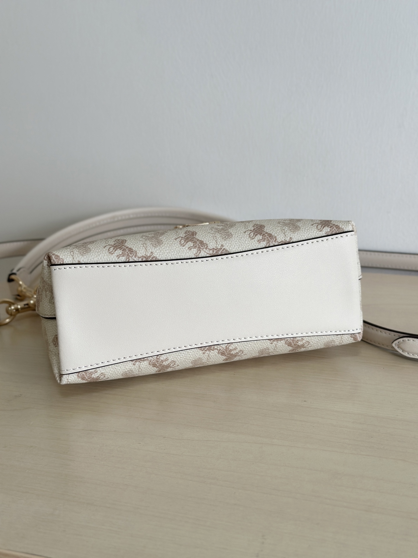 Coach ～￼纯原Coach蔻驰 CC037 laurel系列mini迷你流浪包 单肩斜挎包