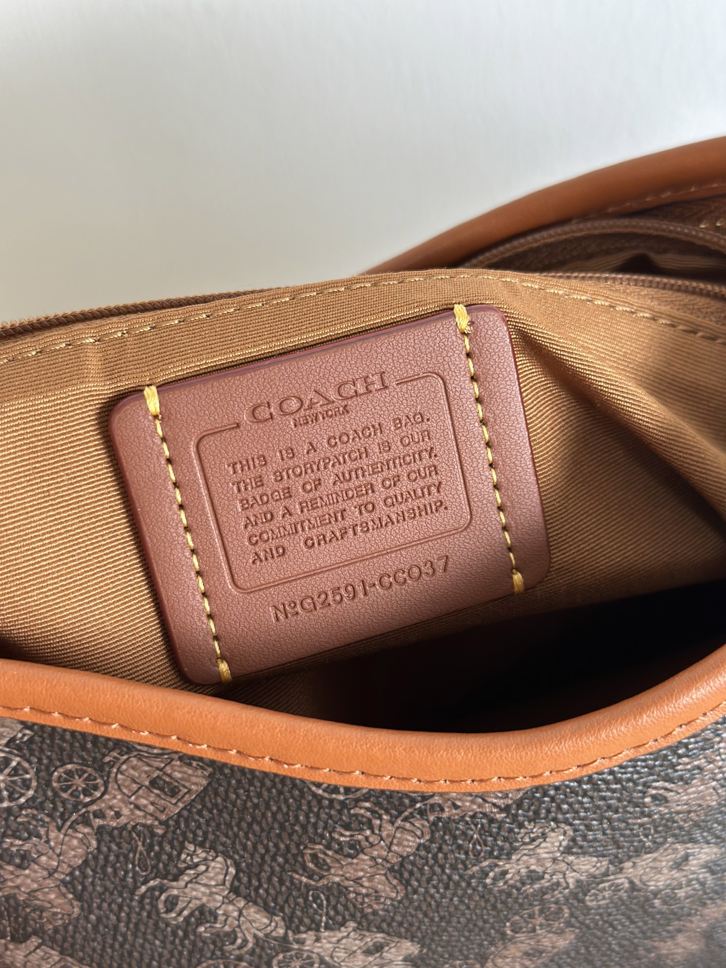 Coach ～￼纯原Coach蔻驰 CC037 laurel系列mini迷你流浪包 单肩斜挎包
