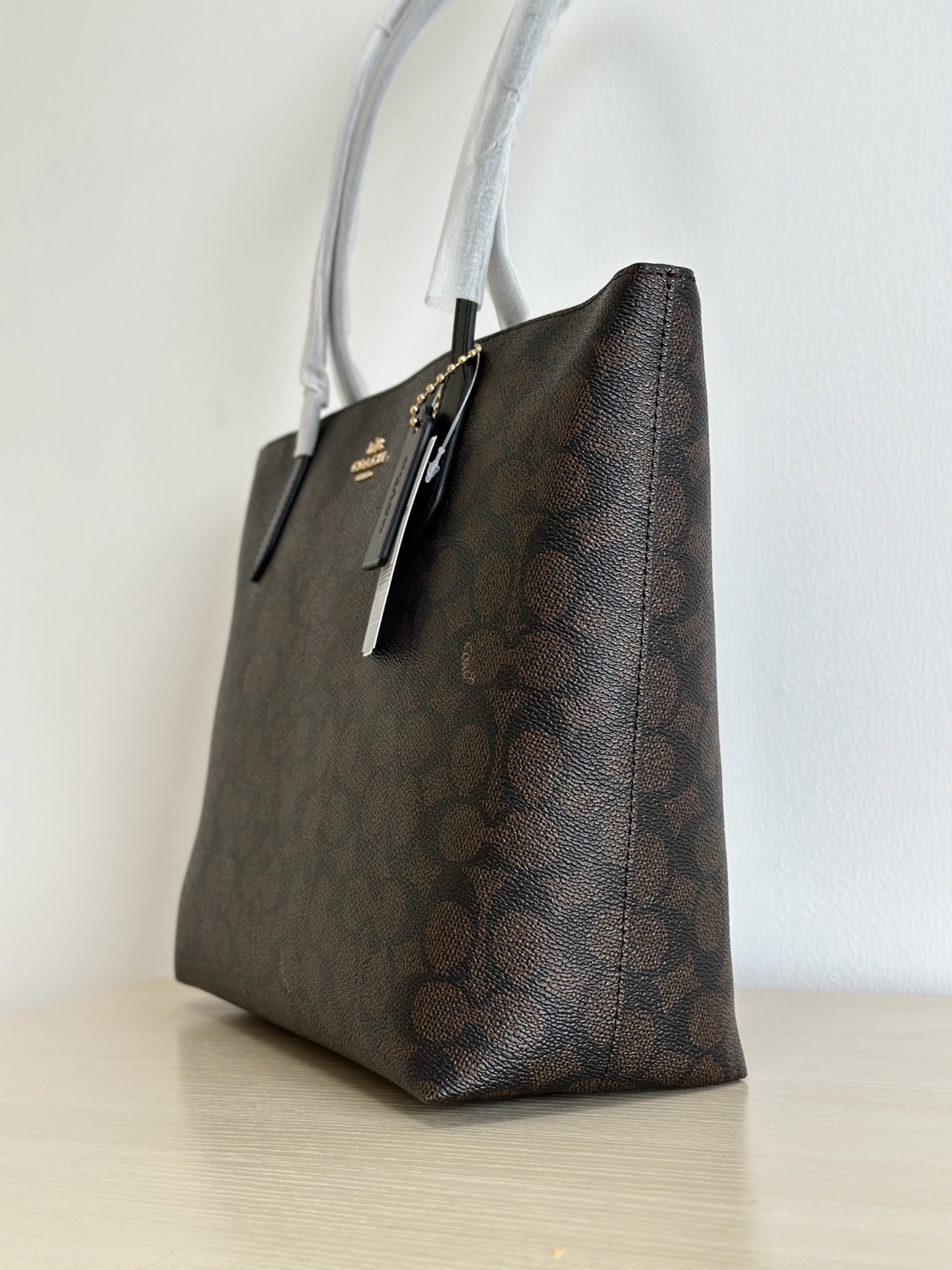 Coach ～黑咖色细节纯原 COACH 蔻驰CBT20 Zip top Tote 30新款拉链托特
