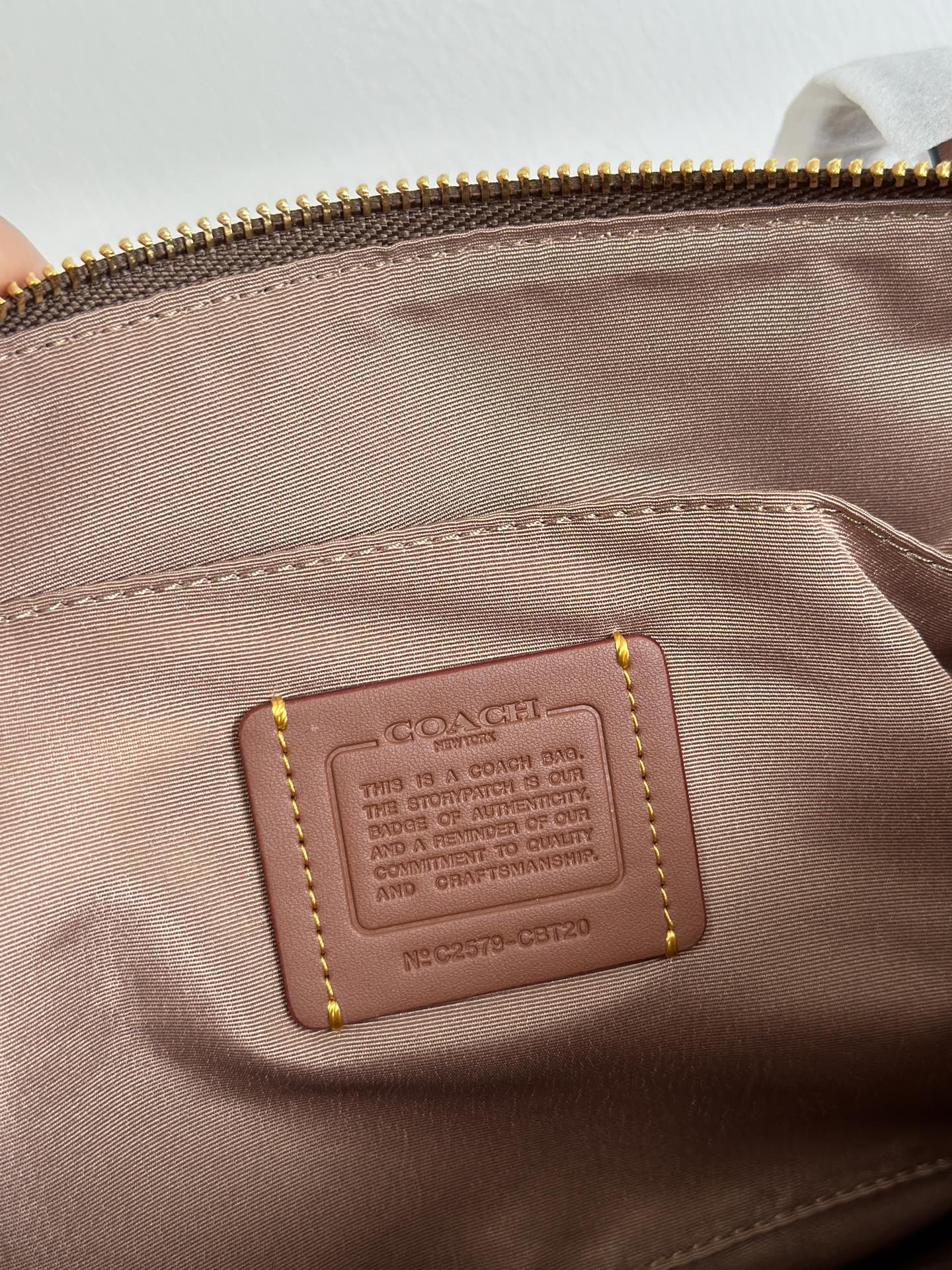 Coach ～焦糖色细节纯原 COACH 蔻驰CBT20 Zip top Tote 30新款拉链托特