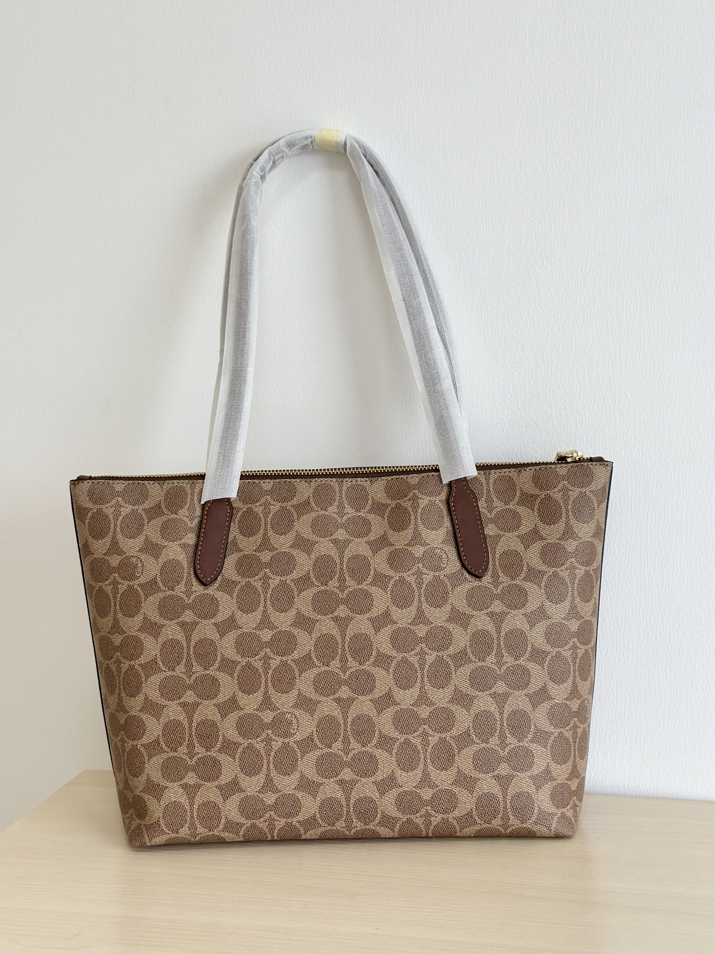Coach ～焦糖色细节纯原 COACH 蔻驰CBT20 Zip top Tote 30新款拉链托特