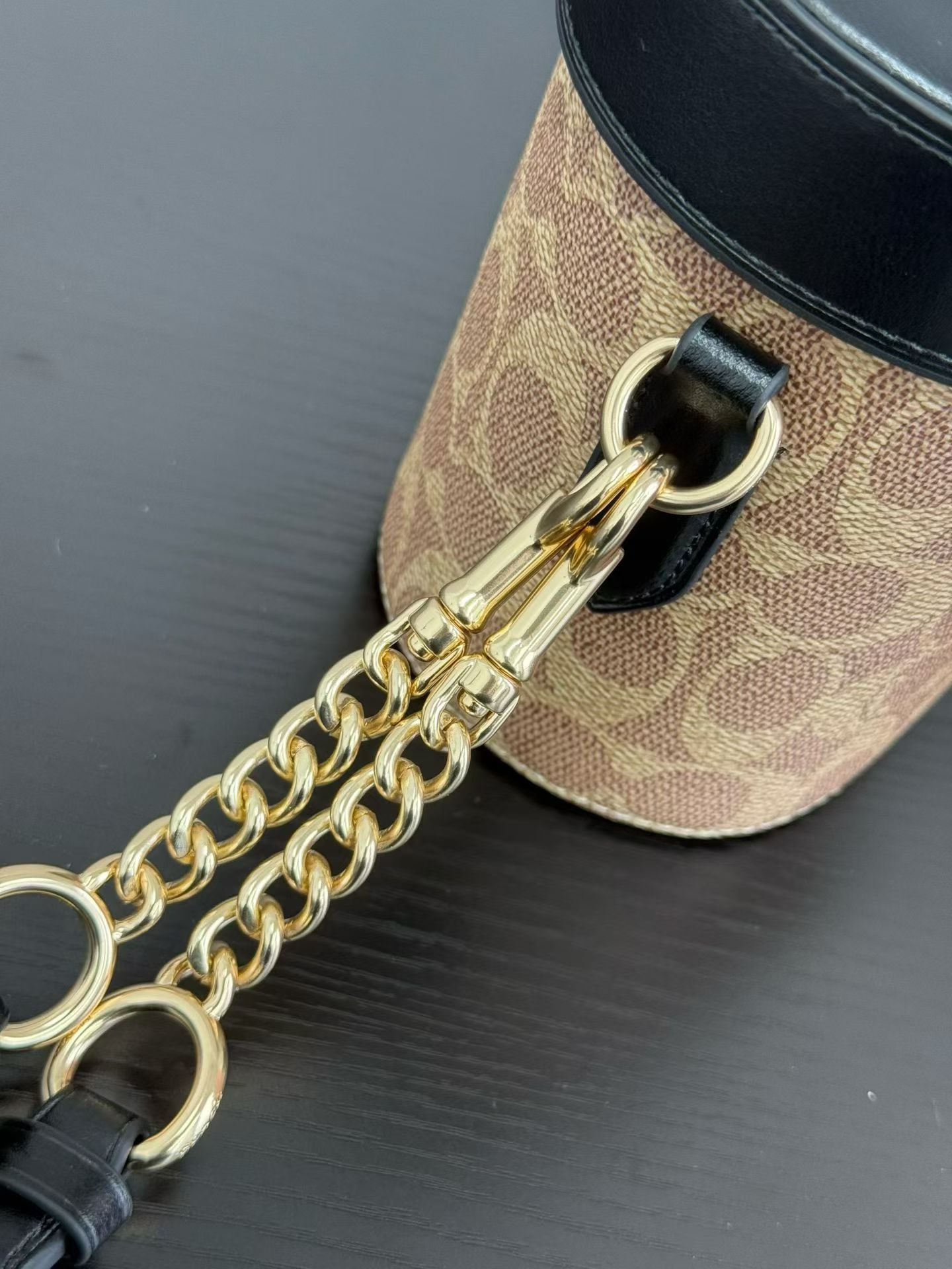 Coach ～原Coach蔻驰 CBQ35 Kay20系列新款盒子包化妆包 代购级别 最新款化妆包