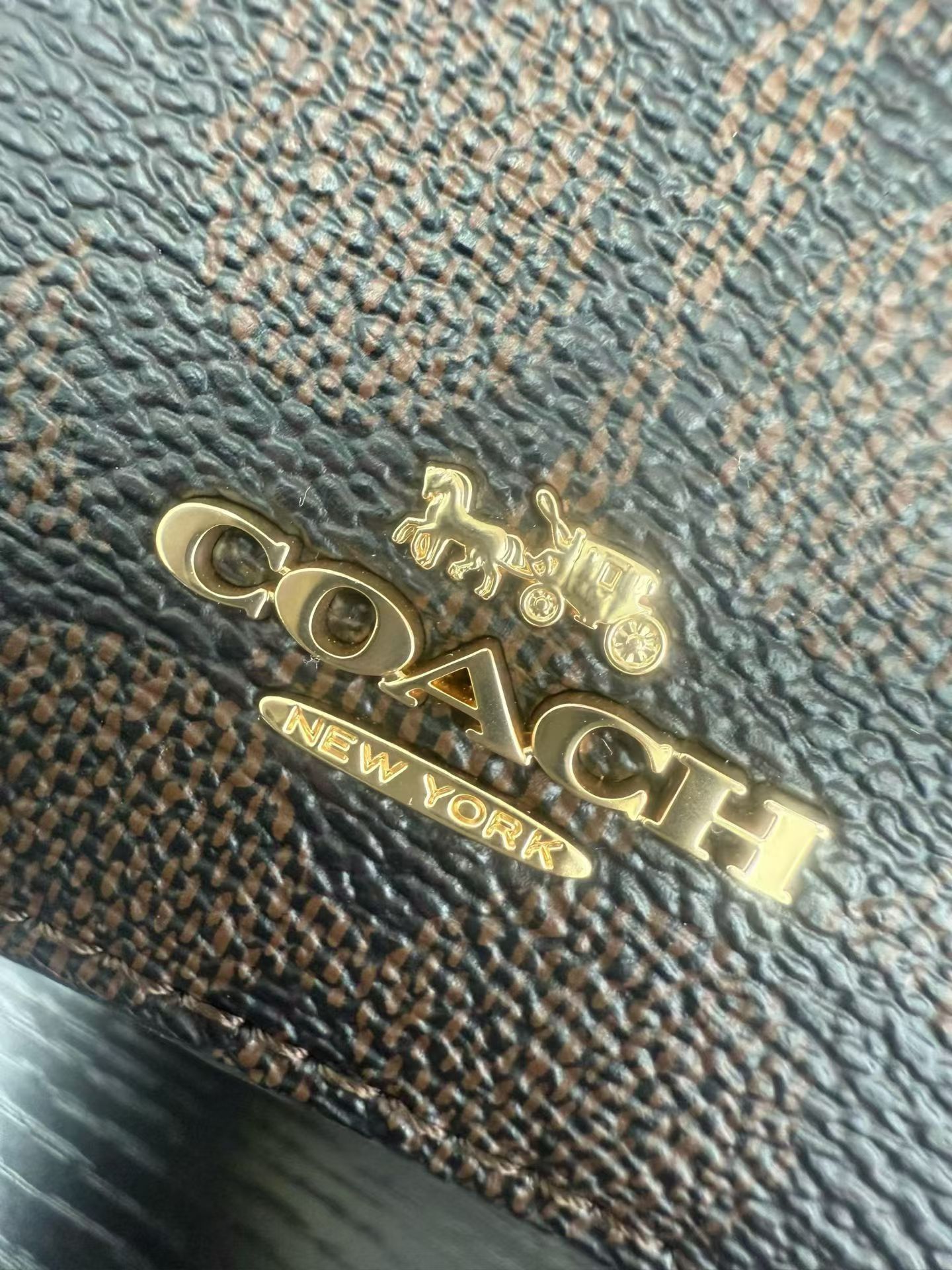 Coach ～原Coach蔻驰 CBQ35 Kay20系列新款盒子包化妆包 代购级别 最新款化妆包