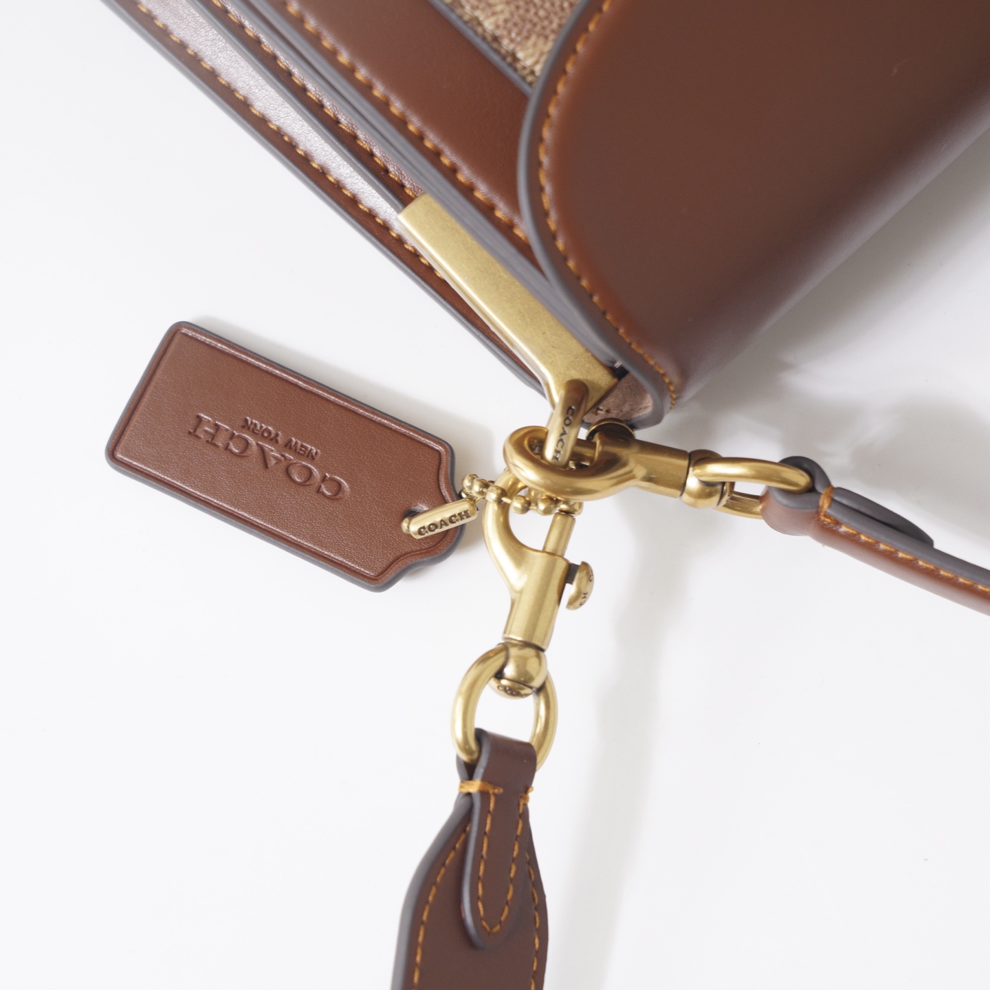 Coach 纯 Coach蔻驰 新酒神包 CI032 TABBY 26号单肩包 吴谨言同款全新Tabby肆意出型