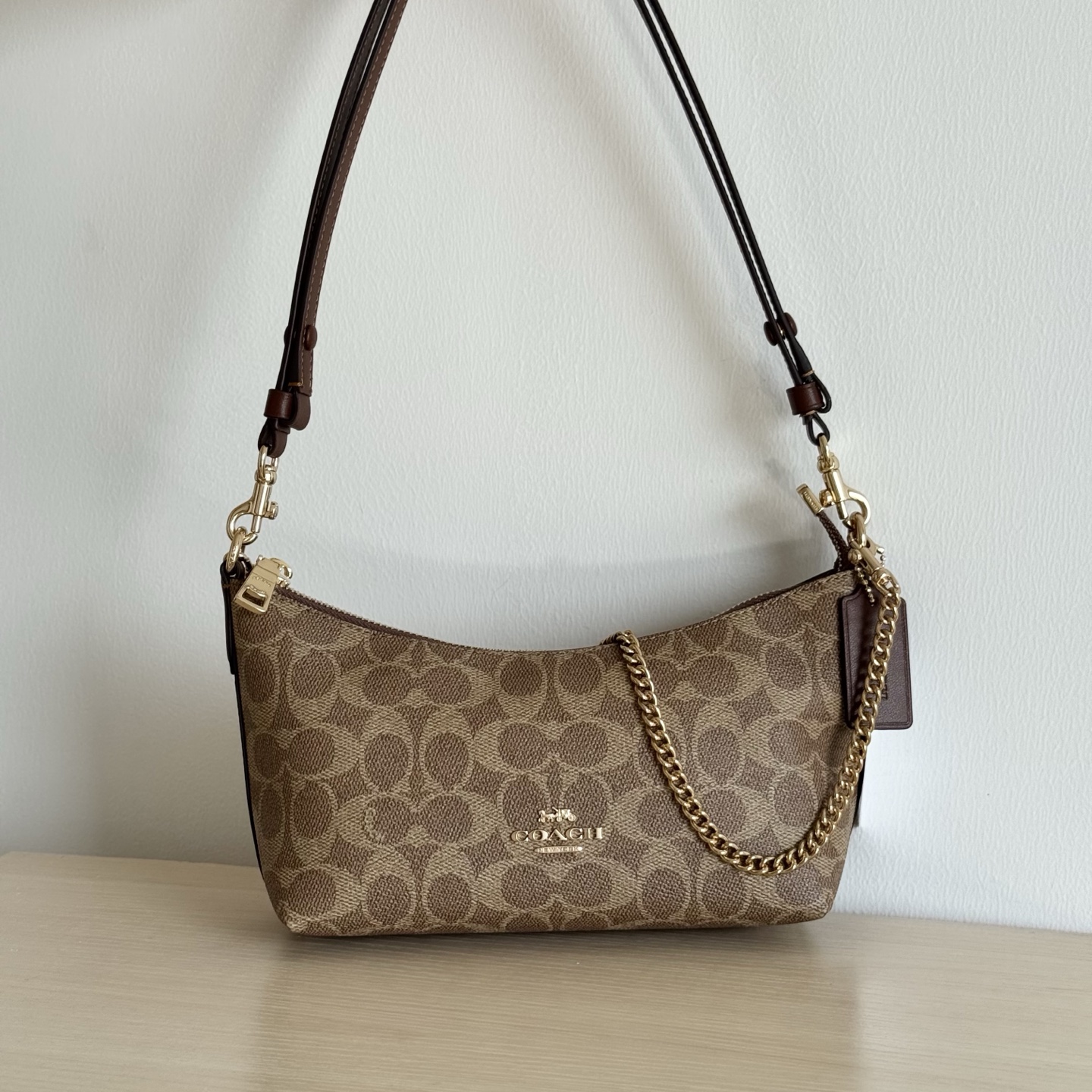 Coach 纯原Coach蔻驰 CEK80 三月新品Caitlin系列腋下斜挎包