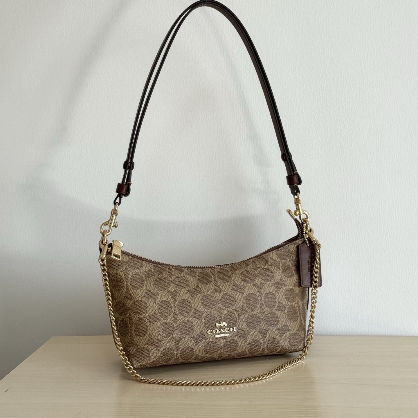 Coach 纯原Coach蔻驰 CEK80 三月新品Caitlin系列腋下斜挎包
