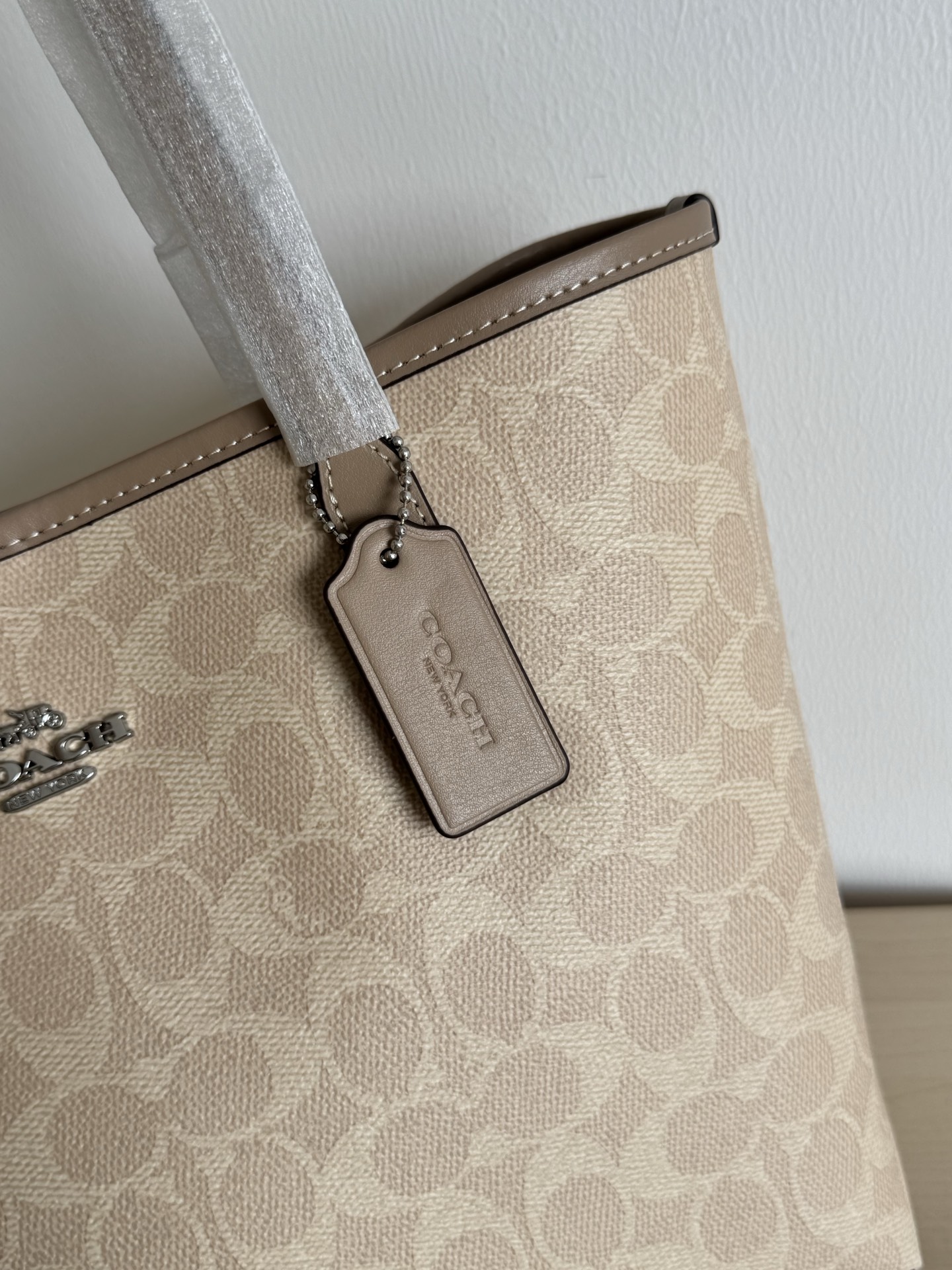 Coach 纯原Coach蔻驰 CDX82 City26系列中号托特包购物袋 最新版本 双面贴合工艺