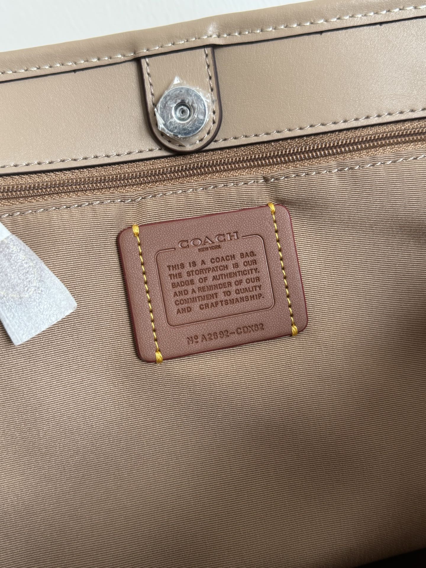 Coach 纯原Coach蔻驰 CDX82 City26系列中号托特包购物袋 最新版本 双面贴合工艺