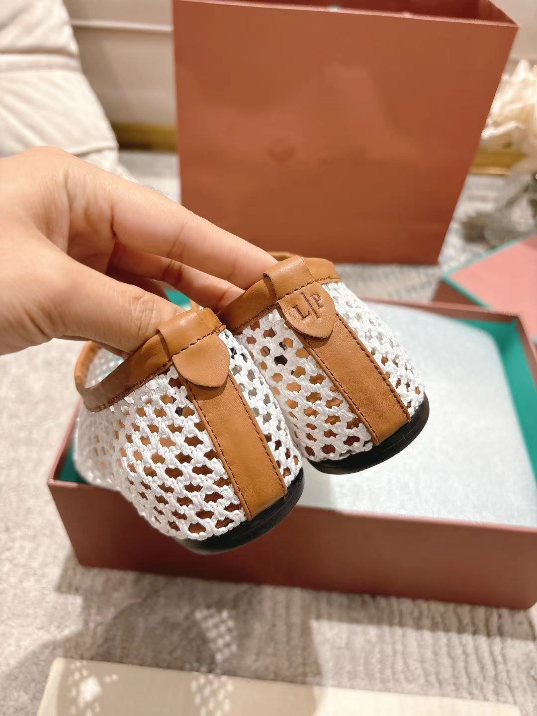 2025 High Fashion Ballet Shoes: Lightweight, Comfy, Stylish Retrofitting Design - 图片 5