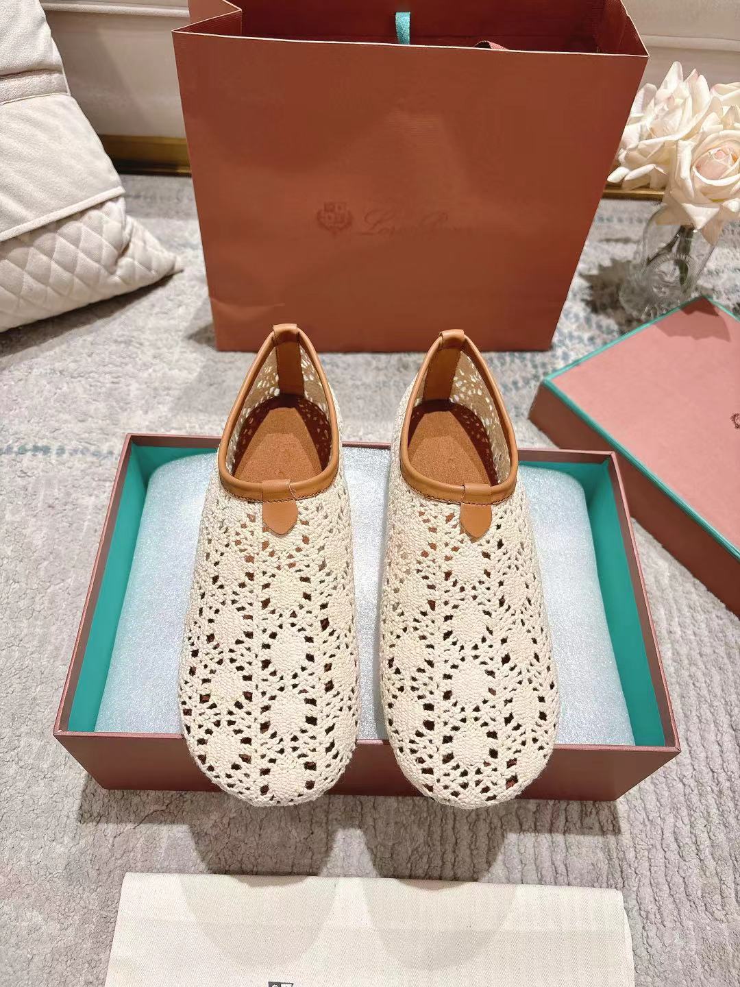 2025 Trendy Ballet Shoes: Lightweight, Comfy, Generous, Sweeting Process Retrofitting. - 图片 1