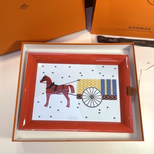 Hermes Atrium Hypnomobile Long Tray - Hand-Painted Lacquered Wood, Silk Red 21 Hermes Atrium Hypnomobile Long Tray - Hand-Painted Lacquered Wood, Silk Red