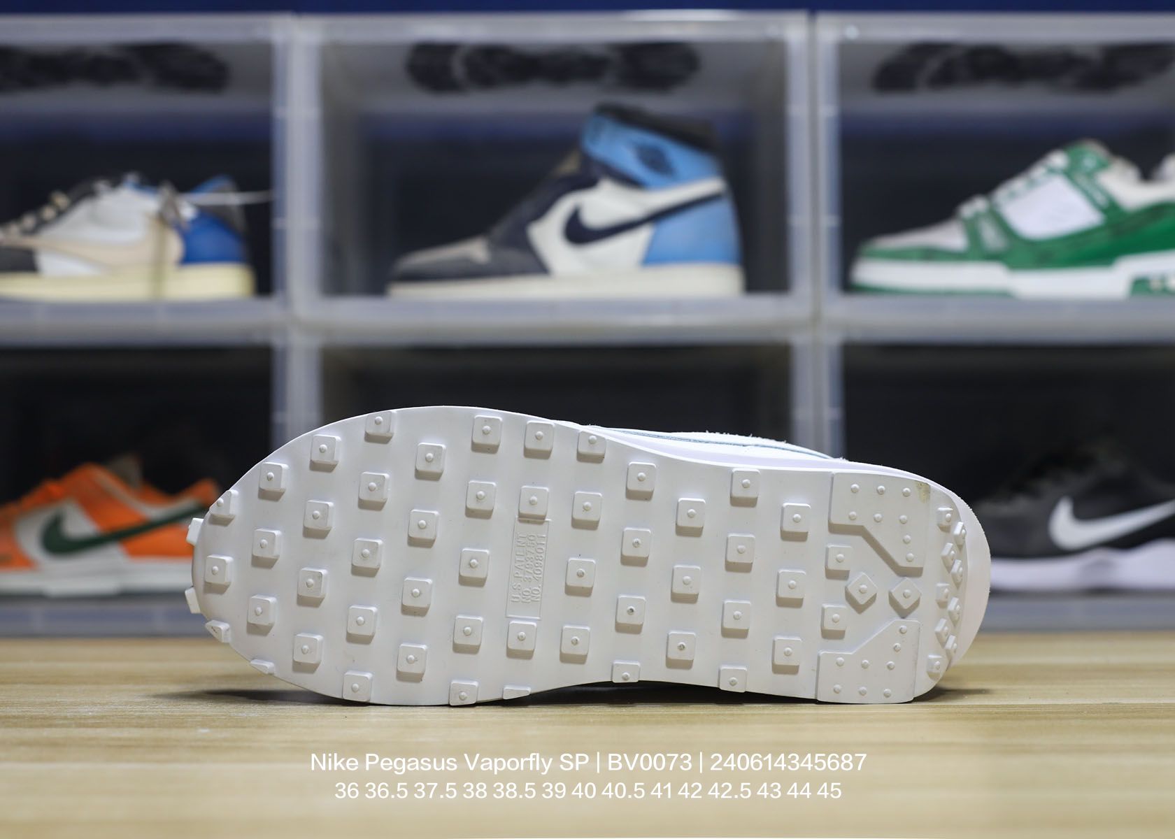 Nike/耐克 正确3D打印效果重影钩子,中底嵌入超轻发泡EVA缓震材质,双层进口无味切片打磨组合鞋底❗重磅来袭,日式解构美学联名Sacai x Nike Pegasus Vaporfly SP改良华夫马拉松解构设计前卫变形三层底休闲慢跑鞋 BV0073 类型:男女鞋 编码:240614345.687