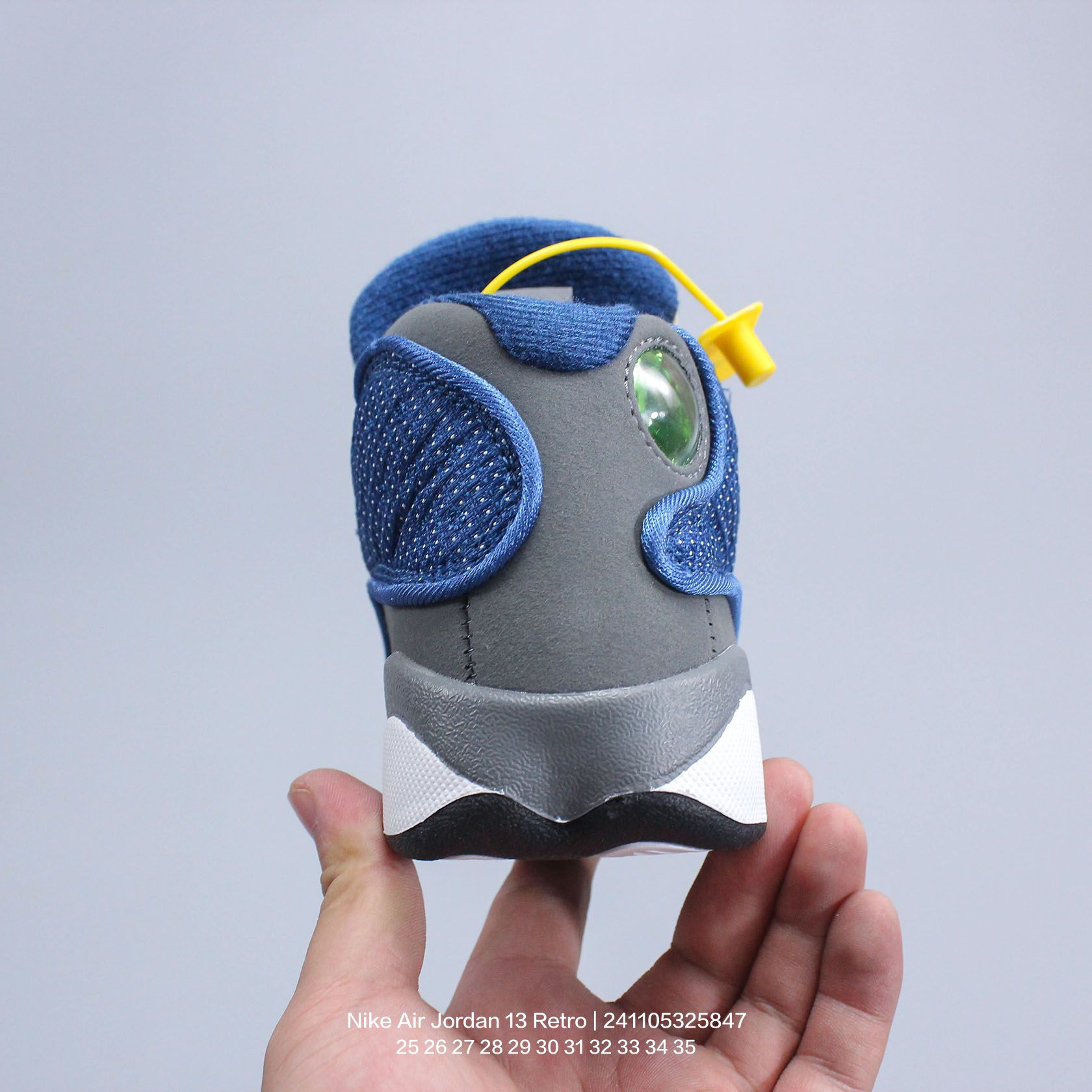 图片[5]-Jordan/乔丹 中大童学生的潮流童鞋❗️潮爹潮妈追寻的单品🎁采用贴膜牛培皮革鞋面材质，中底钢印及缜密拉帮效果❗️耐克乔丹Nike Air Jordan 13 Retro 乔丹中帮复古休闲文化篮球鞋\” 类型：童鞋 尺码：25 26 27 28 29 30 31 32 33 34 35-选品中心