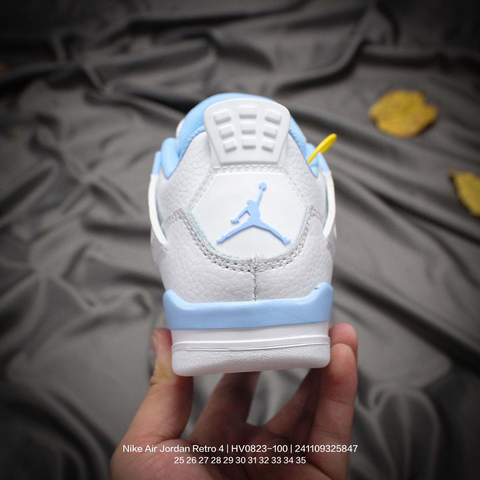 图片[4]-Jordan/乔丹 中大童学生的潮流童鞋❗️潮爹潮妈追寻的单品🎁采用贴膜牛培皮革鞋面材质，中底钢印及缜密拉帮效果❗️耐克乔丹Nike Air Jordan Retro 4乔丹AJ4代中帮复古休闲文化篮球鞋\” HV0823-100 类型：童鞋 尺码：25 26 27 28 29 30 31 32 33 34 35-选品中心