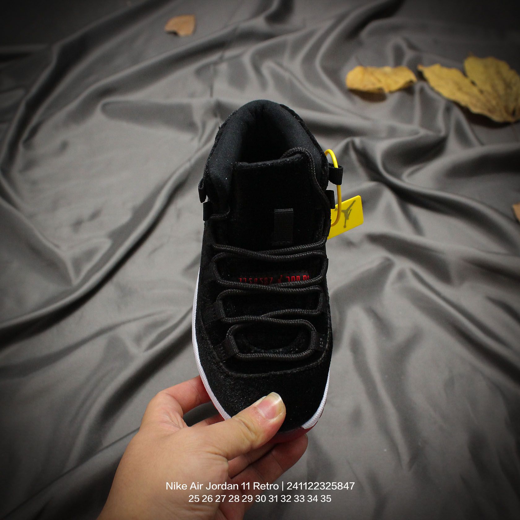 图片[2]-Jordan/乔丹 中大童学生的潮流童鞋❗️潮爹潮妈追寻的单品🎁采用贴膜牛培皮革鞋面材质，中底钢印及缜密拉帮效果❗️耐克乔丹Nike Air Jordan 11 Retro 乔丹中帮复古休闲文化篮球鞋\” 类型：童鞋 尺码：25 26 27 28 29 30 31 32 33 34 35-选品中心