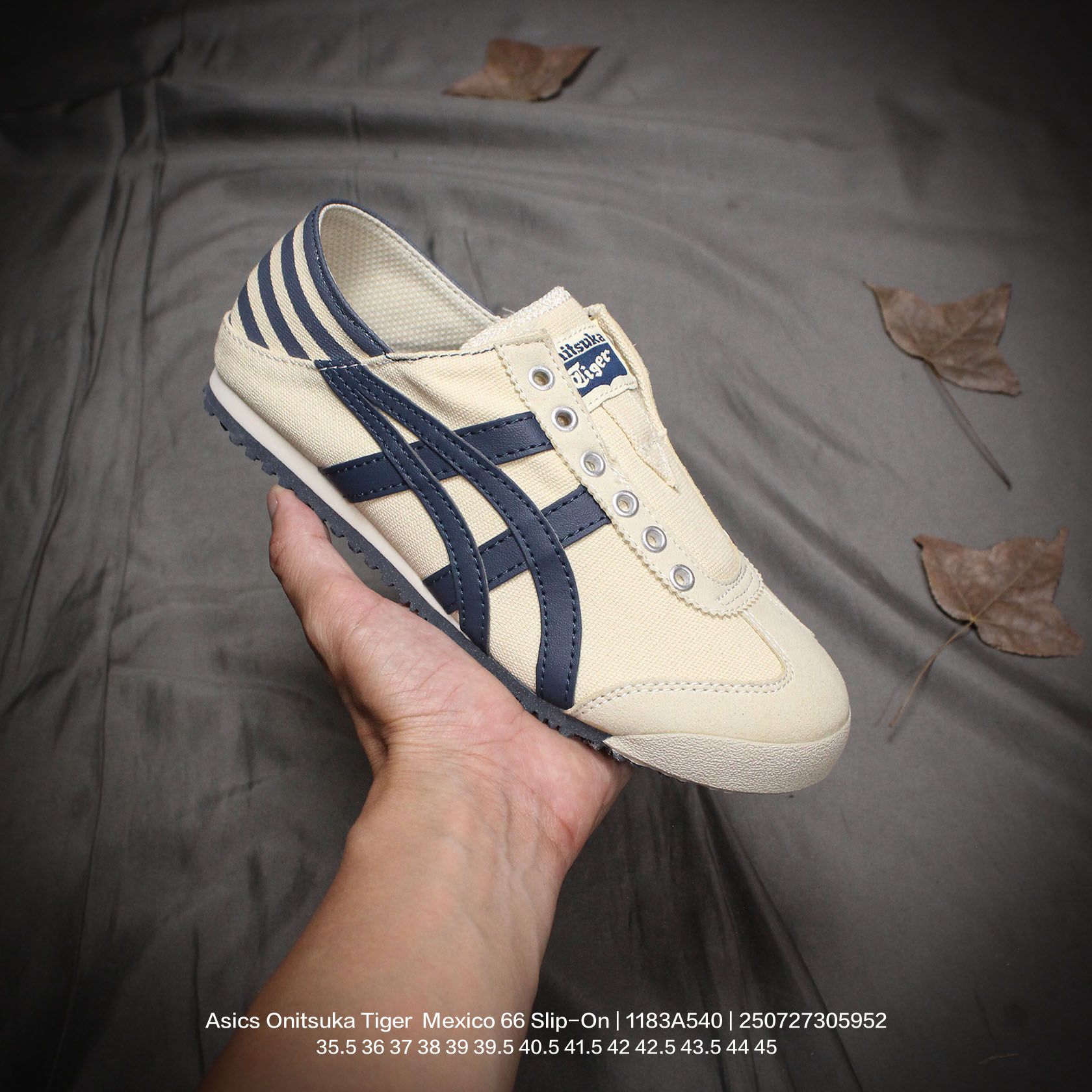 💰90
Asics/亚瑟士 原楦原纸版开发，超国标含胶率耐磨防滑RB大底❗️日产经典老牌-鬼塚虎/Onitsuka Tiger  Mexico 66 Slip-On 墨西哥一脚蹬松紧带系列复古经典百搭休闲帆布慢跑鞋 1183A540

类型：男女鞋
码数：35.5 36 37 38 39 39.5 40.5 41.5 42 42.5 43.5 44 45
编码：250727305.952