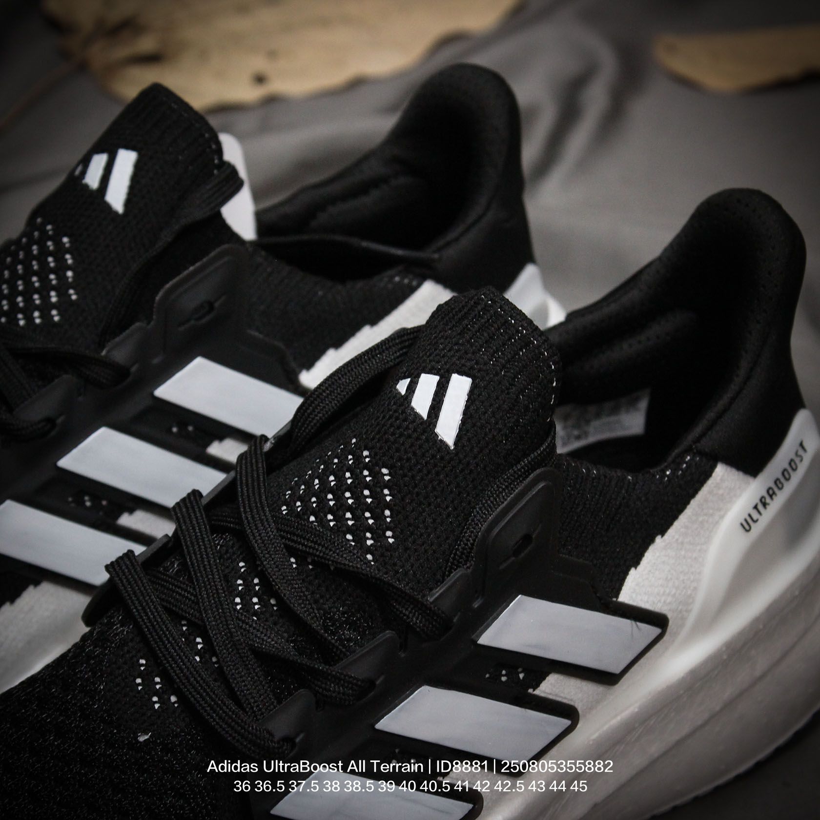 💰180
Adidas/阿迪达斯 原楦原纸版开发版型，全新鞋面缝线补强Torsion Spring抗扭转系统❗️全新阿迪达斯Adidas UltraBoost All Terrain袜套式针织鞋面休闲运动慢跑鞋。 ID8881

类型：男鞋
码数：40 40.5 41 42 42.5 43 44 45
编码：250805355.882