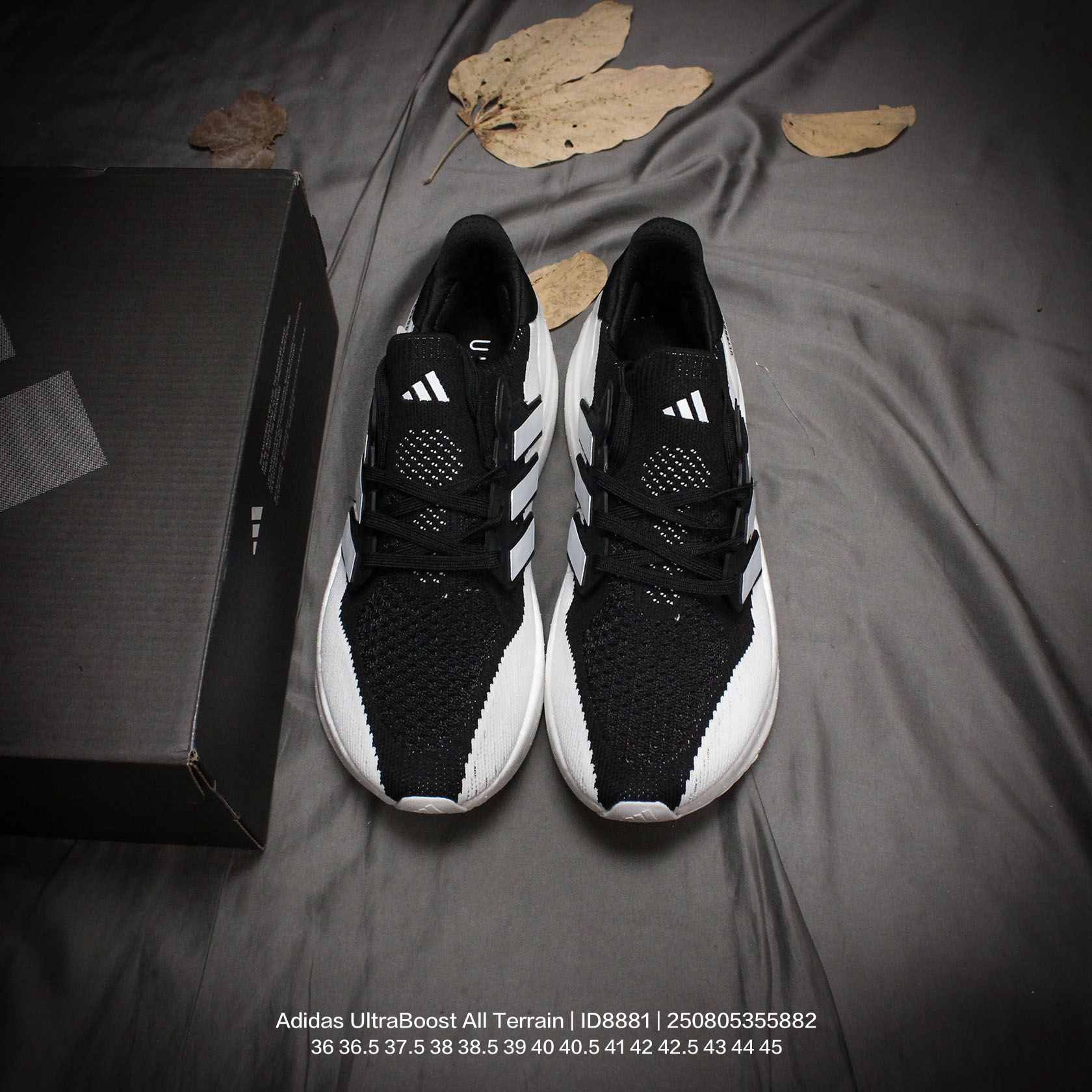 💰180
Adidas/阿迪达斯 原楦原纸版开发版型，全新鞋面缝线补强Torsion Spring抗扭转系统❗️全新阿迪达斯Adidas UltraBoost All Terrain袜套式针织鞋面休闲运动慢跑鞋。 ID8881

类型：男鞋
码数：40 40.5 41 42 42.5 43 44 45
编码：250805355.882