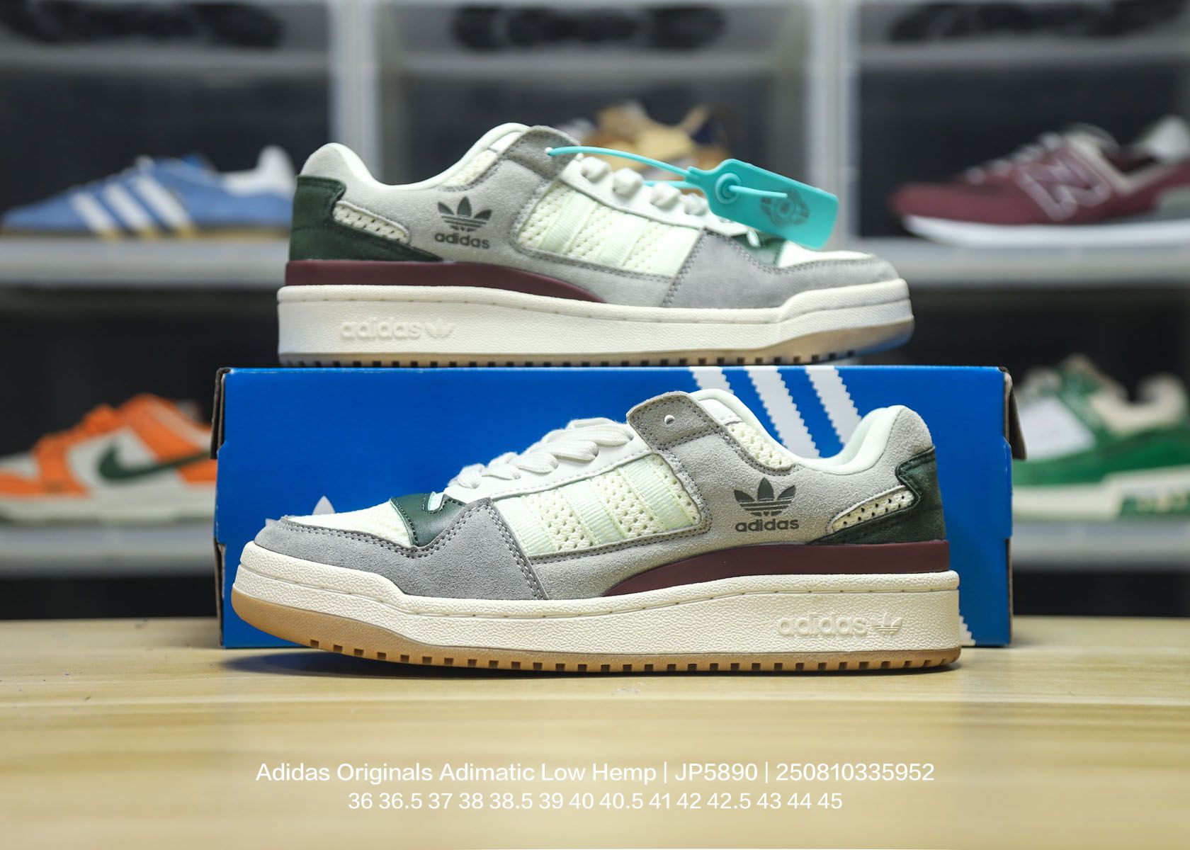 💰120
Adidas/阿迪达斯 男女鞋真标半码制,原楦原纸版数据开发,采用翻毛皮革鞋面材质,耐磨橡胶大底❗超火的阿迪达斯「鲨鱼面包鞋」新联名开启,中底造型有点酷!阿迪达斯Adidas Originals Adimatic Low Hemp"Wonder Silver Gum"马蒂奇系列低帮复古鲨鱼面包休闲运动休闲滑板板鞋 JP5900
类型:男女鞋
码数:36 36.5 37 38 38.5 39 40 40.5 41 42 42.5 43 44 45
编码:250810335.952