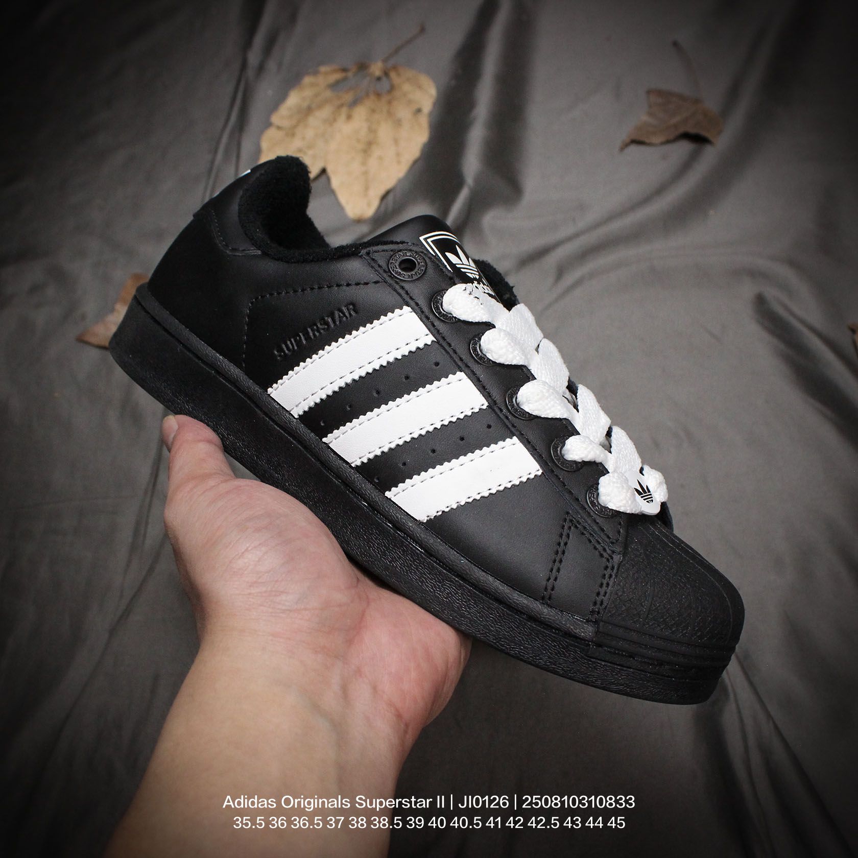 Adidas/阿迪达斯 男女鞋真标半码制,升级原楦原纸版开发,采用硬质粒面牛剖革鞋面材质,2020改良全包围鞋垫,正确2020版鞋底模具及扇贝头盖片❗阿迪达斯/三叶草Adidas Originals Superstar II"Black White"经典贝壳头系列低帮百搭休闲运动板鞋“皮革新黑白 JI0126 类型:男女鞋 编码:250810310.833