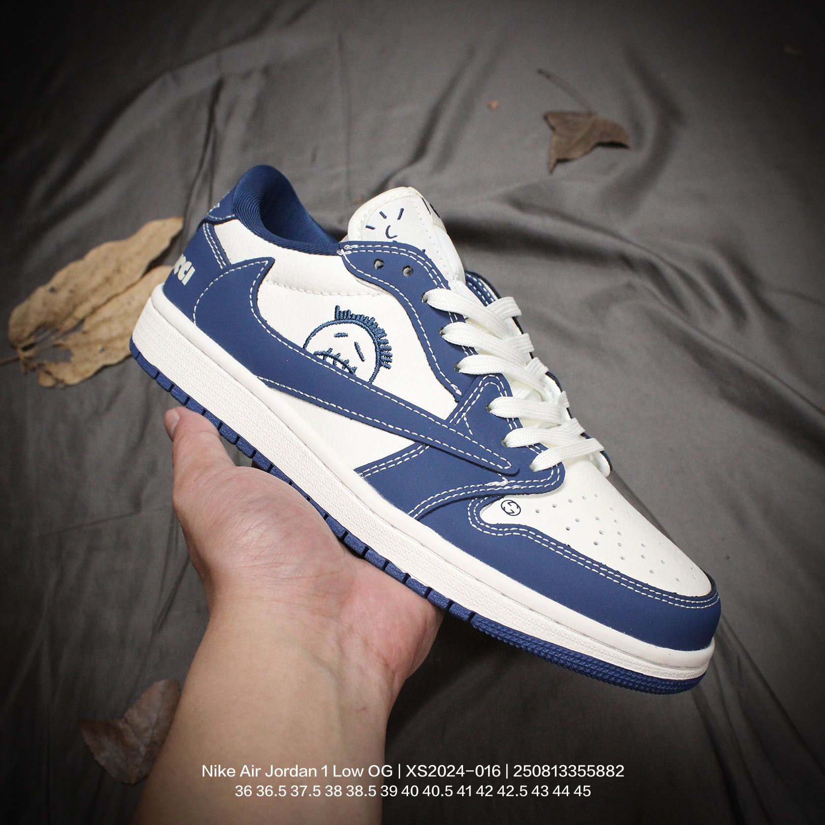 💰140
Nike/耐克 男女鞋真标半码制，采用软质荔枝纹牛剖革组合猪巴革鞋面材质，缜密拉帮中底布，鞋垫嵌EVA缓震物料及背胶，内置气垫及耐磨橡胶大底❗️当红嘻哈歌手特拉维斯·斯科特定制联乘意大利奢侈品牌-古驰Gucci x Nike Air Jordan 1 Low OG"Esquisite Gucci"AJ1乔丹一代经典低帮文化百搭休闲运动篮球鞋“ XS2024-016

类型：男女鞋
码数：36 36.5 37.5 38 38.5 39 40 40.5 41 42 42.5 43 44 45
编码：250813355.882