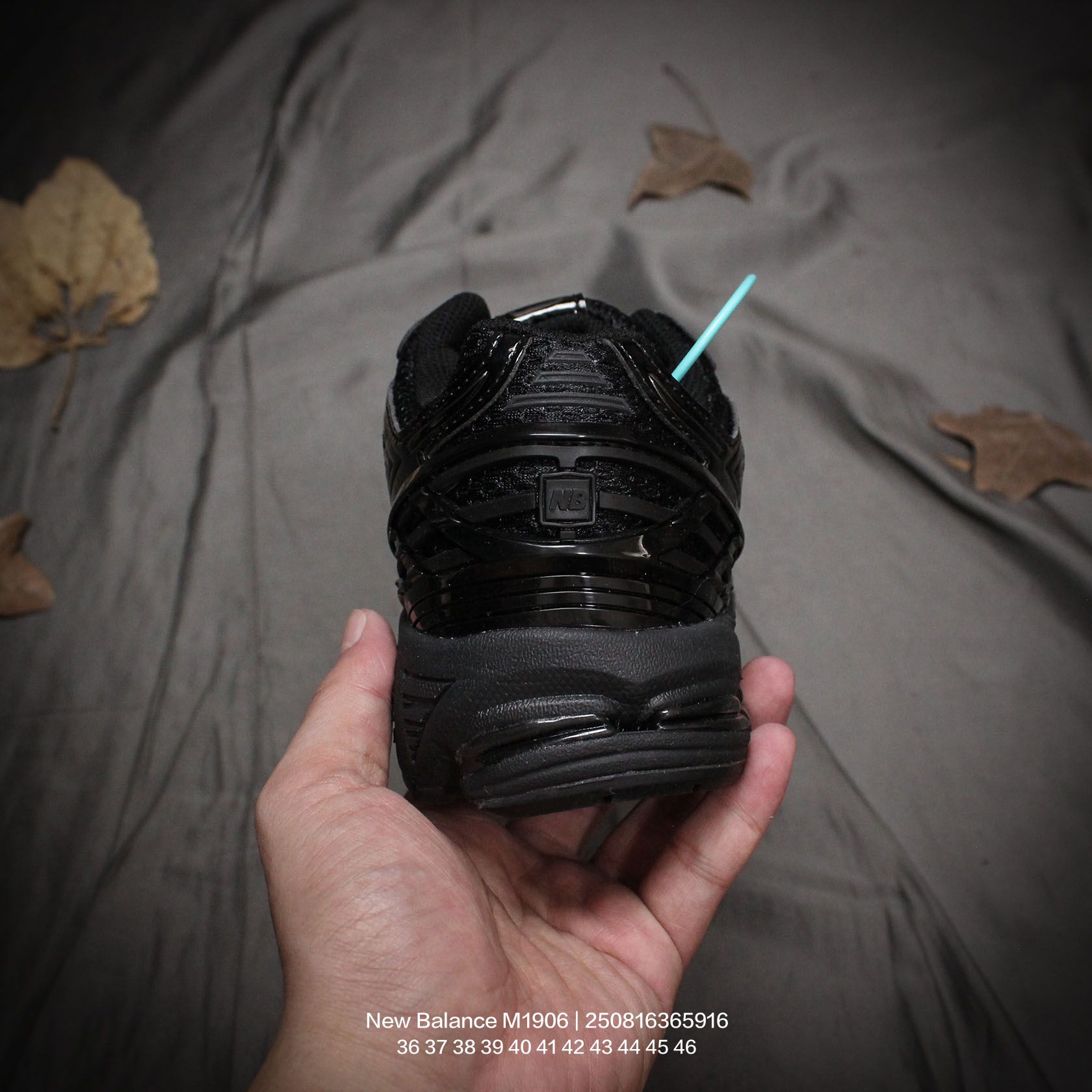 💰150
New Balance/新百伦 男女鞋真标半码制,升级原楦原纸版数据开发版型,采用粒面牛剖革拼接透气网眼衬垫织物鞋面材质,T-Beam大底提供足步弓支撑,保持步态稳定,后跟搭载外露缓震胶❗️解构主义,革新跑鞋经典!NB新百伦New Balance M1906"Protection Pack"系列低帮复古老爹风休闲运动慢跑鞋“解构银灰米白氧化黑飘带
类型:男女鞋
码数:36 37 38 39 40 41 42 43 44 45 46
编码:250816365.916