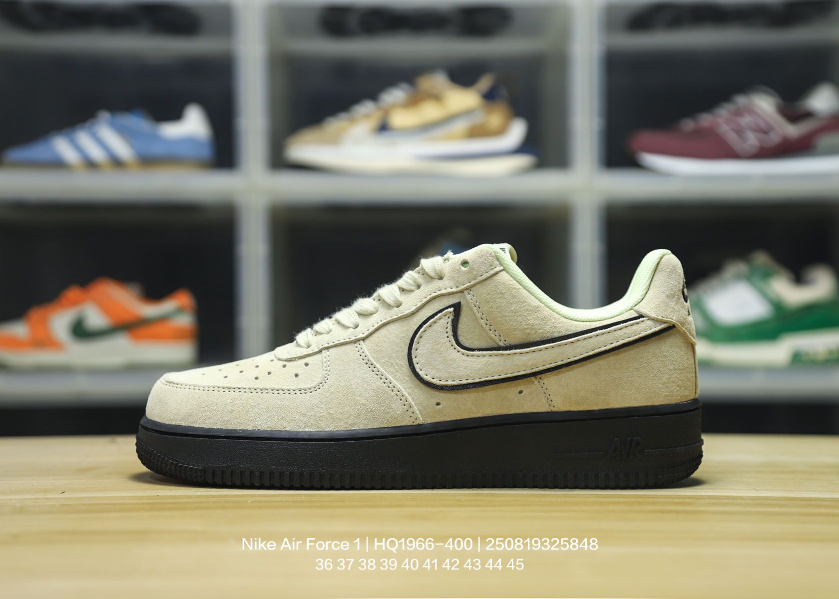 💰110
Nike/耐克 男女鞋真标半码制，升级原楦原纸版数据开发版型，采用翻毛皮鞋面材质，内置全掌Air Sole气垫❗官方新色，耐克Nike Air Force 1 SK8 Low空军一号低帮经典百搭休闲运动板鞋“翻毛浅蓝黑底 HQ1966-400

类型：男女鞋
码数：36 37 38 39 40 41 42 43 44 45
编码：250819325.848