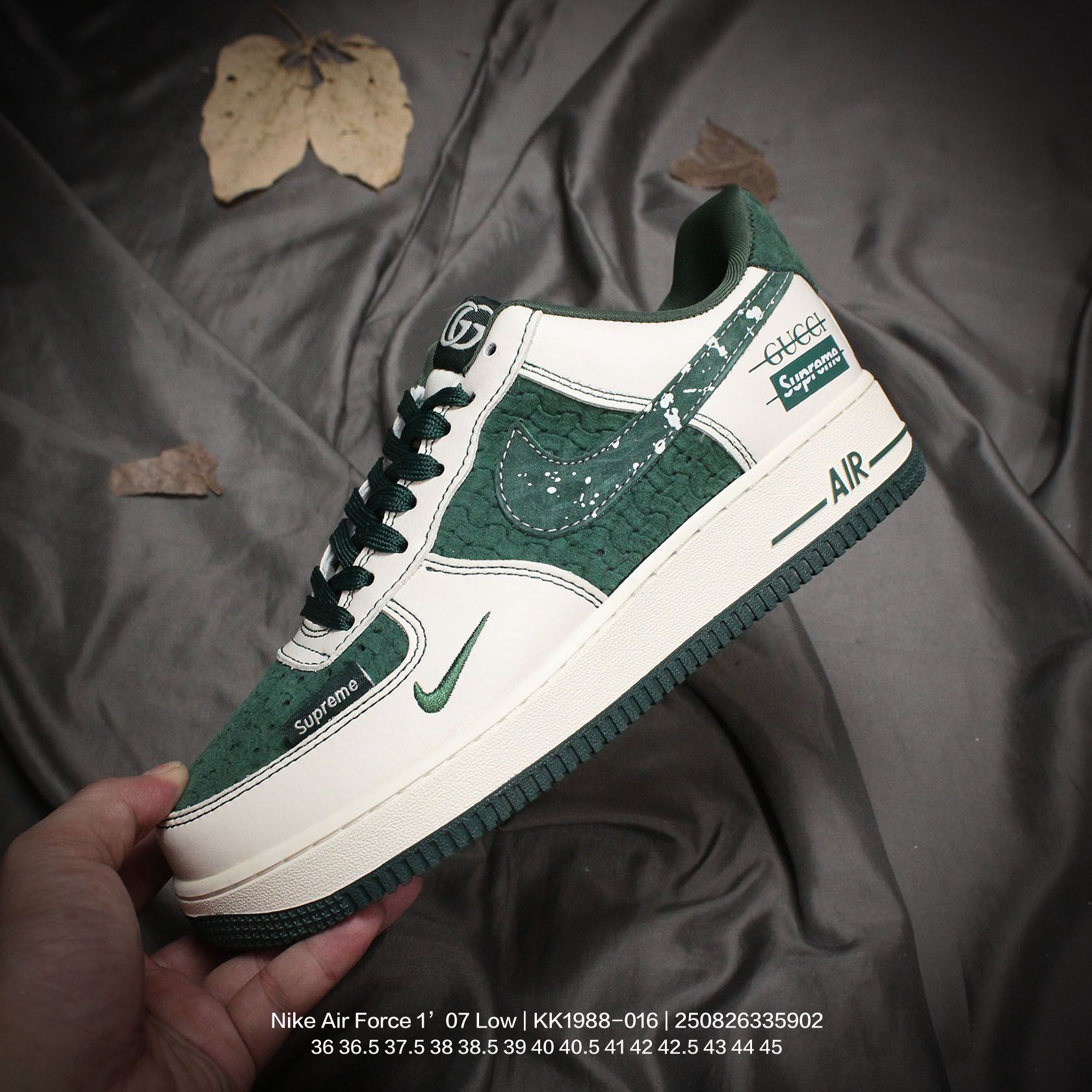 💰120
Nike/耐克 男女鞋真标半码制,原楦原纸版数据开发版型,采用荔枝纹牛剖革鞋面材质,内置全掌Air Sole气垫❗创意定制联名,著名户外品牌·北面/The North Face x Nike Air Force 1’07 Low"TNF"空军一号经典低帮百搭休闲运动板鞋“联名米白泥灰藏蓝印标 KK1988-016
类型:男女鞋
码数:36 36.5 37.5 38 38.5 39 40 40.5 41 42 42.5 43 44 45
编码:250826335.902