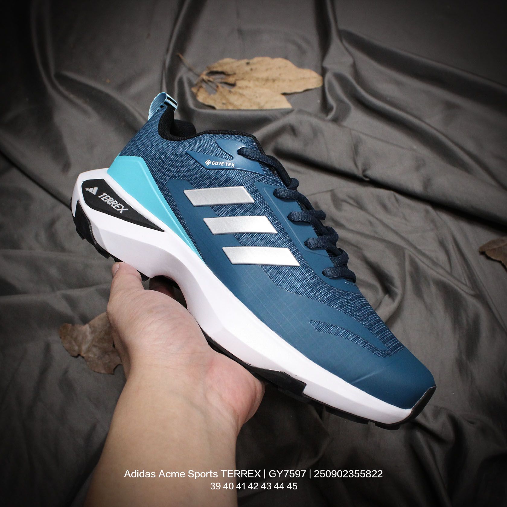 💰140
Adidas/阿迪达斯 💯男女鞋，双层EVA高弹中底2020Fw阿迪达斯Adidas Acme Sports TERREX户外体育越野老爹风休闲运动慢跑鞋 GY7597

类型：男鞋
码数：39 40 41 42 43 44 45
编码：250902355.822