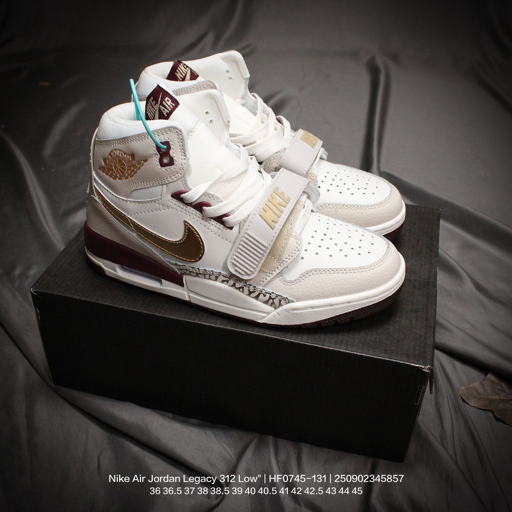 Jordan/乔丹 男女鞋真标半码制,升级原楦原纸版数据开发版型,采用头层皮组合牛剖革鞋面材质,中底PU内嵌开窗式Air缓震气垫,外置防滑耐磨橡胶大底❗️2024龙年专属配色,耐克Nike Air Jordan Legacy 312 Low"Year of the Dragon"乔丹最强三合一混合版本低帮休闲运动篮球鞋“龙年白绿金酒红 HF0745-131 类型:男女鞋 编码:250902345.857