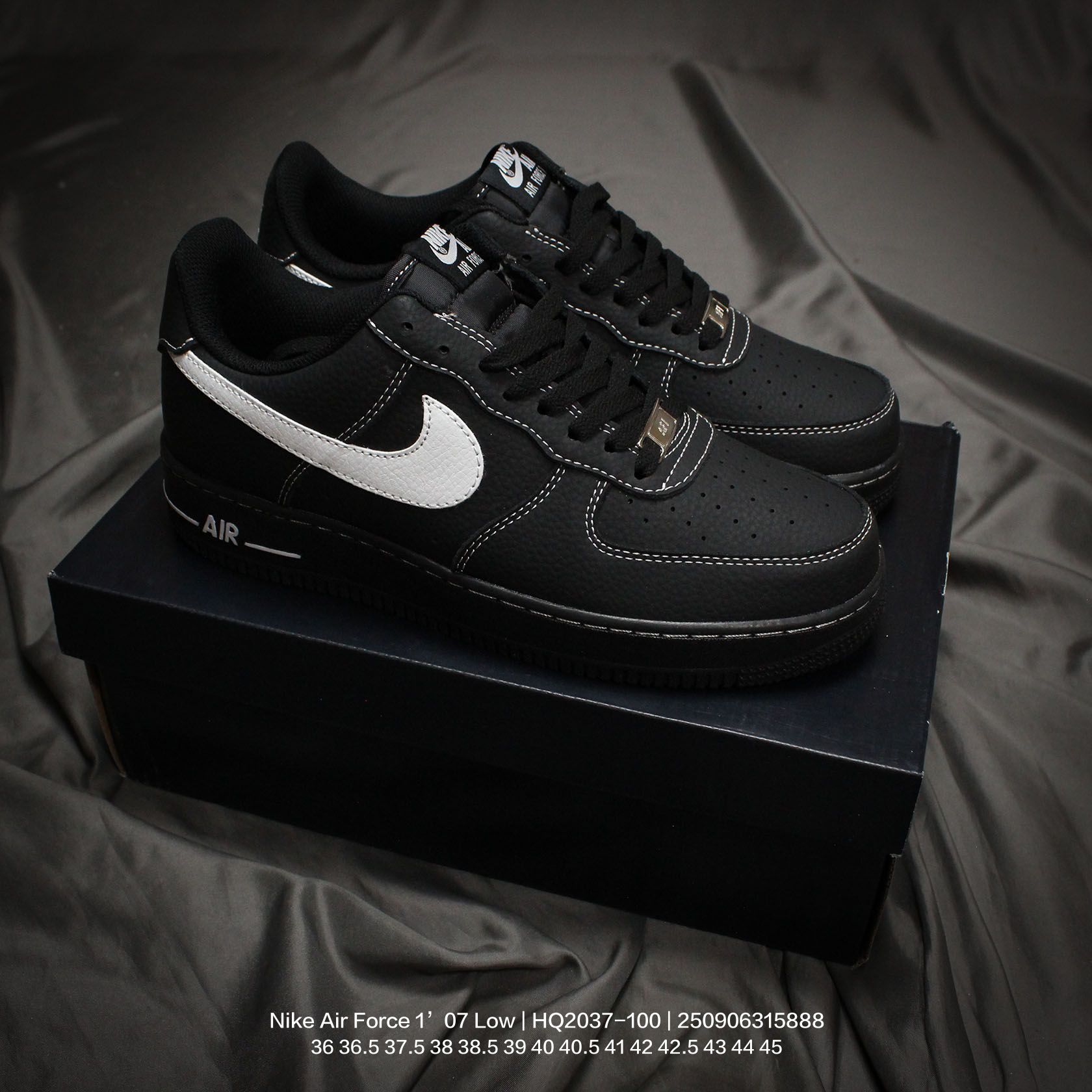 🈴💰100
Nike/耐克 男女鞋真标半码制,升级原楦原纸版数据开发版型,采用硬质牛剖革鞋面材质,内置全掌Air Sole气垫❗官方新色,耐克Nike Air Force 1’07 Low"White/Navy空军一号经典低帮百搭休闲运动板鞋“皮革白藏蓝钩子 HQ2037-100
类型:男女鞋
码数:36 36.5 37.5 38 38.5 39 40 40.5 41 42 42.5 43 44 45
编码:250906315.888