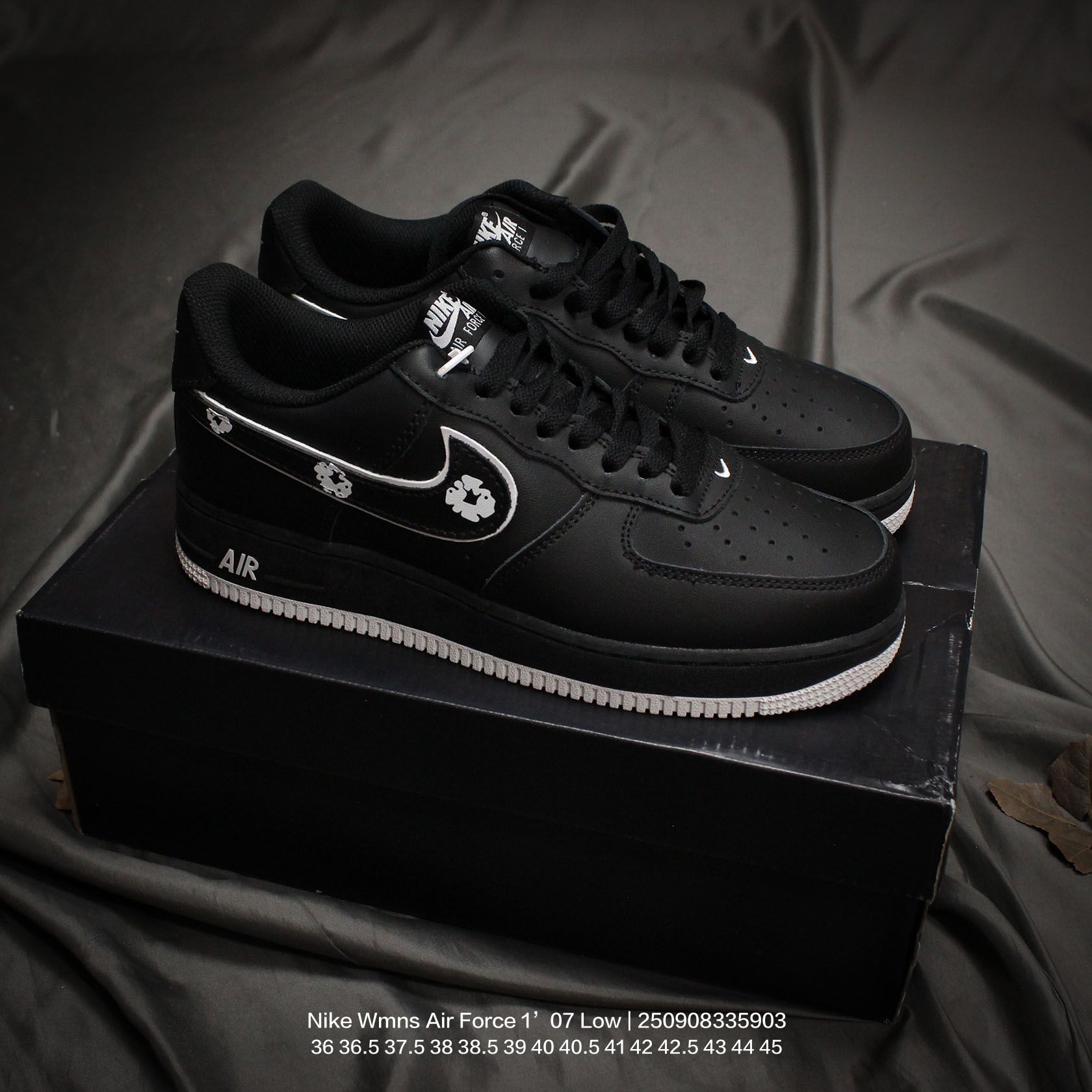 🈴💰120
Nike/耐克 采用软质荔枝纹牛剖皮革鞋面材质❗️耐克Nike Wmns Air Force 1’07 Low"White/Cherry Blosso Pink"空军一号经典低帮百搭休闲运动板鞋
类型:男女鞋
码数:36 36.5 37.5 38 38.5 39 40 40.5 41 42 42.5 43 44 45
编码:250908335.903