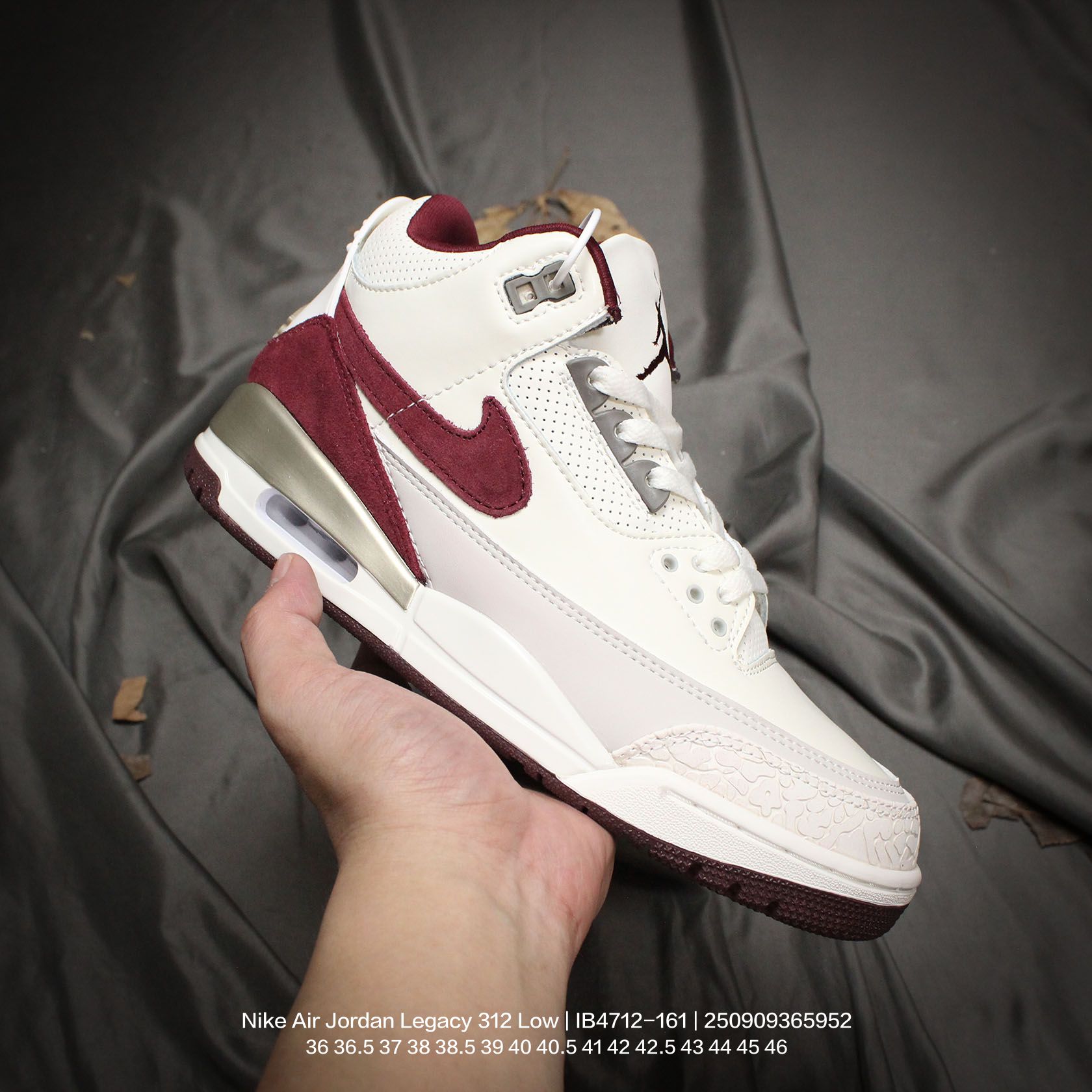 💰150
Jordan/乔丹 男女鞋半码制,原楦原纸版开发,采用硬质荔枝纹牛剖革组合爆裂纹饰片鞋面材质,中底PU内嵌开窗式Air缓震气垫,外置防滑耐磨橡胶大底❗️2025“蛇年”特别版,迎接农历新年!耐克Nike Air Jordan Legacy 312 Low"Year of the Snake"乔丹最强三合一混合版本低帮文化休闲运动篮球鞋“米白酒红金标蛇年 IB4712-161
类型:男女鞋
码数:36 36.5 37 38 38.5 39 40 40.5 41 42 42.5 43 44 45 46
编码:250909365.952