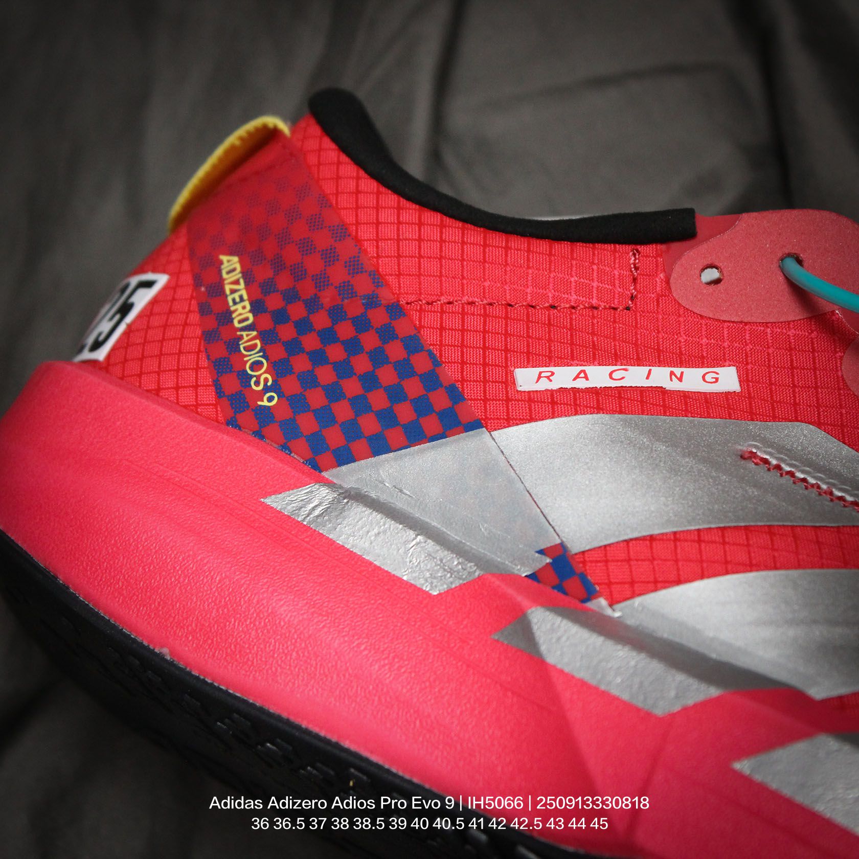 💰115
Adidas/阿迪达斯 男女鞋真标半码制,升级原楦原纸版开发,采用轻质单向弹性梭织鞋面材质,中底搭载Lightstrike高密度发泡+前掌单块Lightstrike Pro避震科技,外搭马牌橡胶橡胶防滑底片❗全新极简设计语言,阿迪达斯Adidas Adizero Adios Pro Evo 9"Triple White"零度平安进化版9系列低帮轻便透气竞速休闲运动慢跑鞋“ IH5066
类型:男女鞋
码数:36 36.5 37 38 38.5 39 40 40.5 41 42 42.5 43 44 45
编码:250913330.818