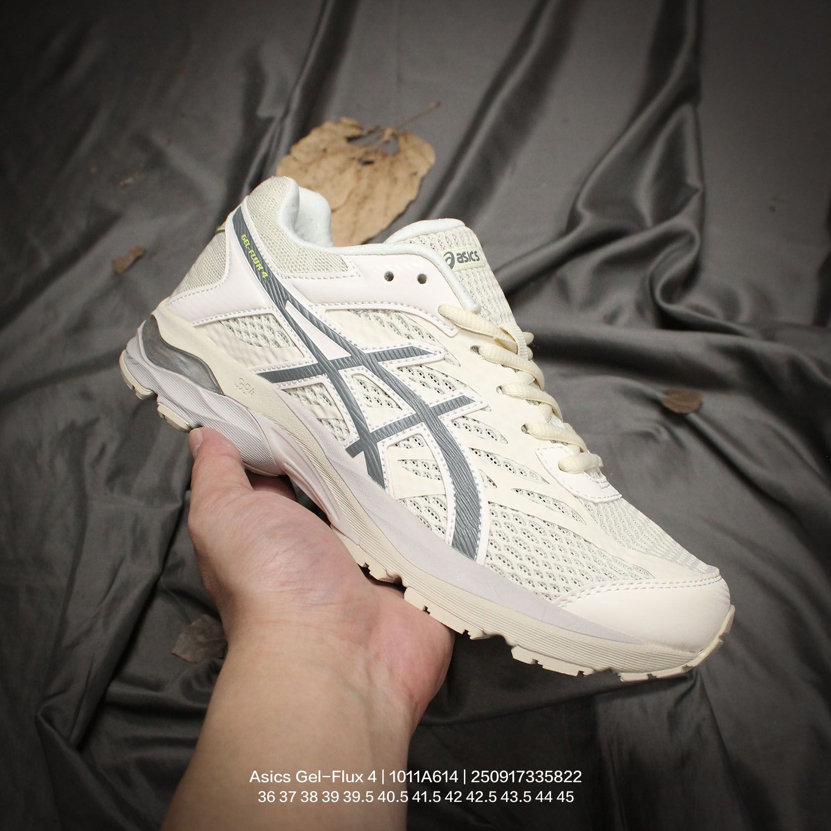 Asics/亚瑟士 男女鞋,采用网织布双密度鞋面材质,中底搭载SPEVA轻质柔软材料嵌入GEL胶缓震,外置耐磨橡胶外底❗️作为入门级缓震鞋,日本专业跑鞋品牌-亚瑟士/Asics Gel-Flux 4代超轻量休闲运动慢跑鞋“ 1011A614 类型:男女鞋 编码:250917335.822