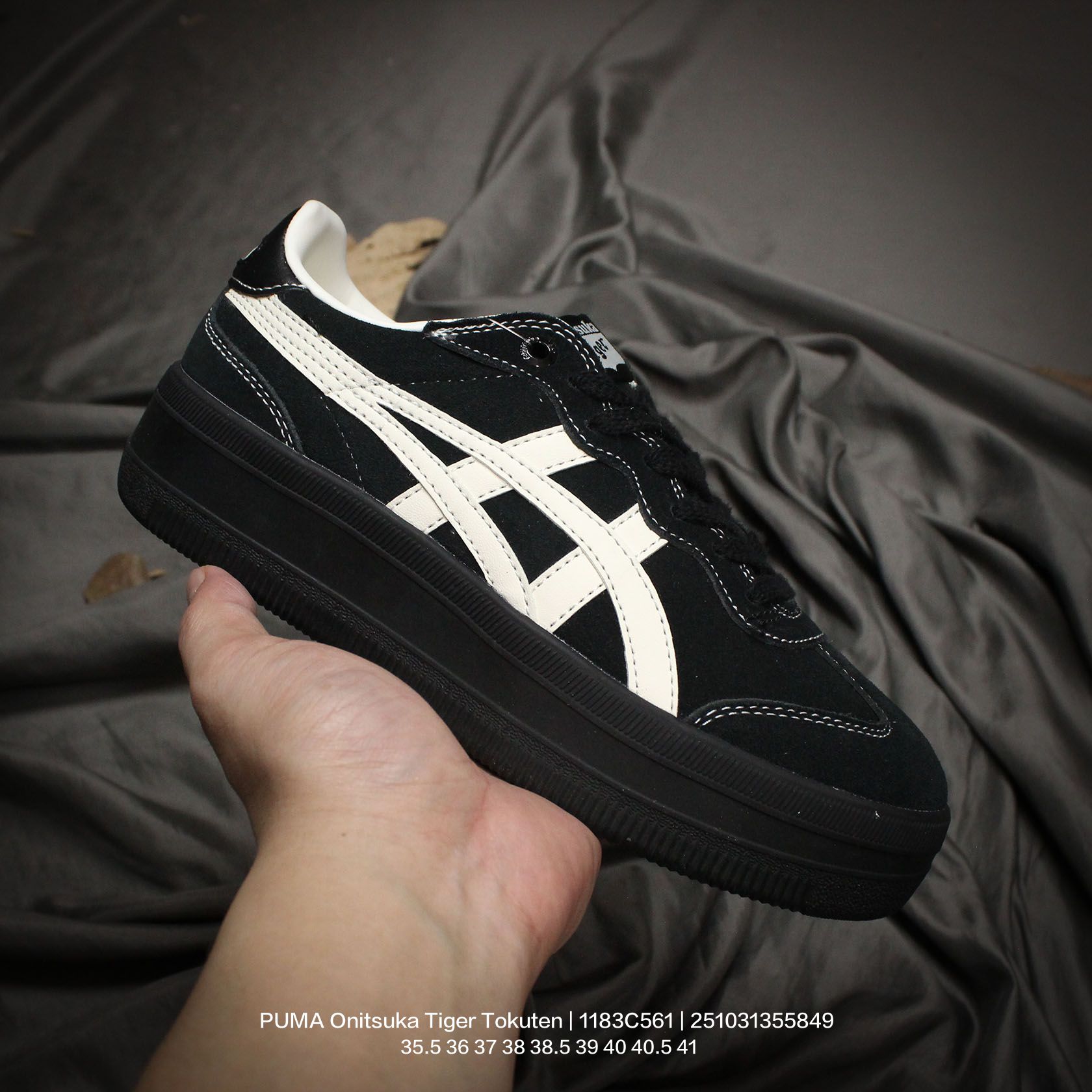 💰140
亚瑟士 男女鞋真标半码制,升级原楦原纸版开发,采用荔枝纹牛剖革鞋面材质,外置耐磨耐弯折RB大底❗️鬼塚虎新款德训鞋!鬼塚虎新款德训鞋!日产经典老牌-鬼塚虎/Onitsuka Tiger Tokuten 得分系列低帮厚底复古德训风休闲运动板鞋 1183C561
类型:男女鞋
码数: 35.5 36 37 38 38.5 39 40 40.5 41
编码:251031355.849