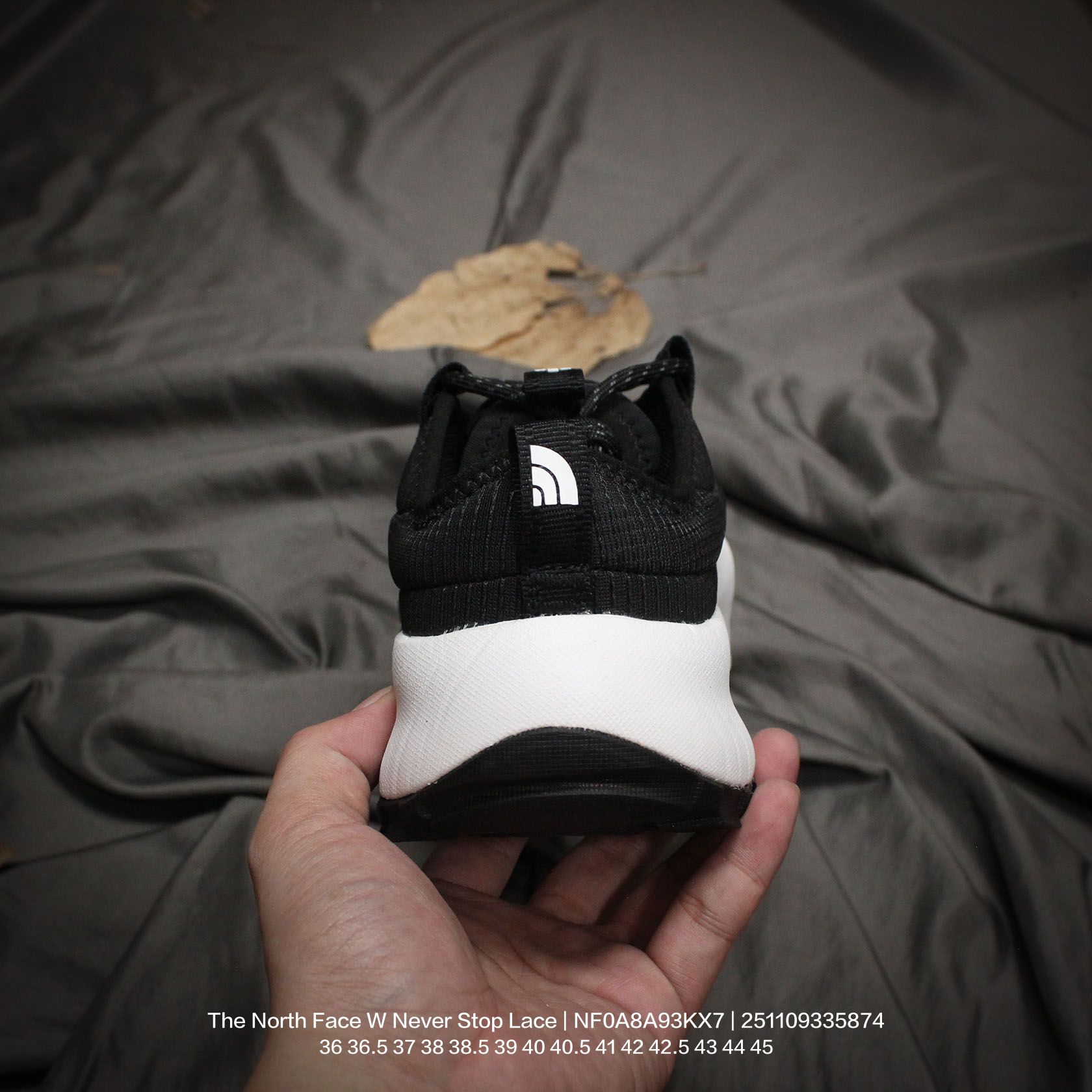 💰120
The North Face/北面/乐斯菲斯 男女鞋真标半码制,升级原楦原纸版开发版型,采用轻量网织物科技面料材质,中底REAM 泡沫橡胶物料,外置防滑橡胶大底❗️户外轻旅者鞋履,著名户外品牌-北面/The North Face W Never Stop Lace 决不放弃系列低帮轻量厚底户外风休闲运动鞋“全黑白标 NF0A8A93KX7
类型:男女鞋
码数:36 36.5 37 38 38.5 39 40 40.5 41 42 42.5 43 44 45
编码:251109335.874