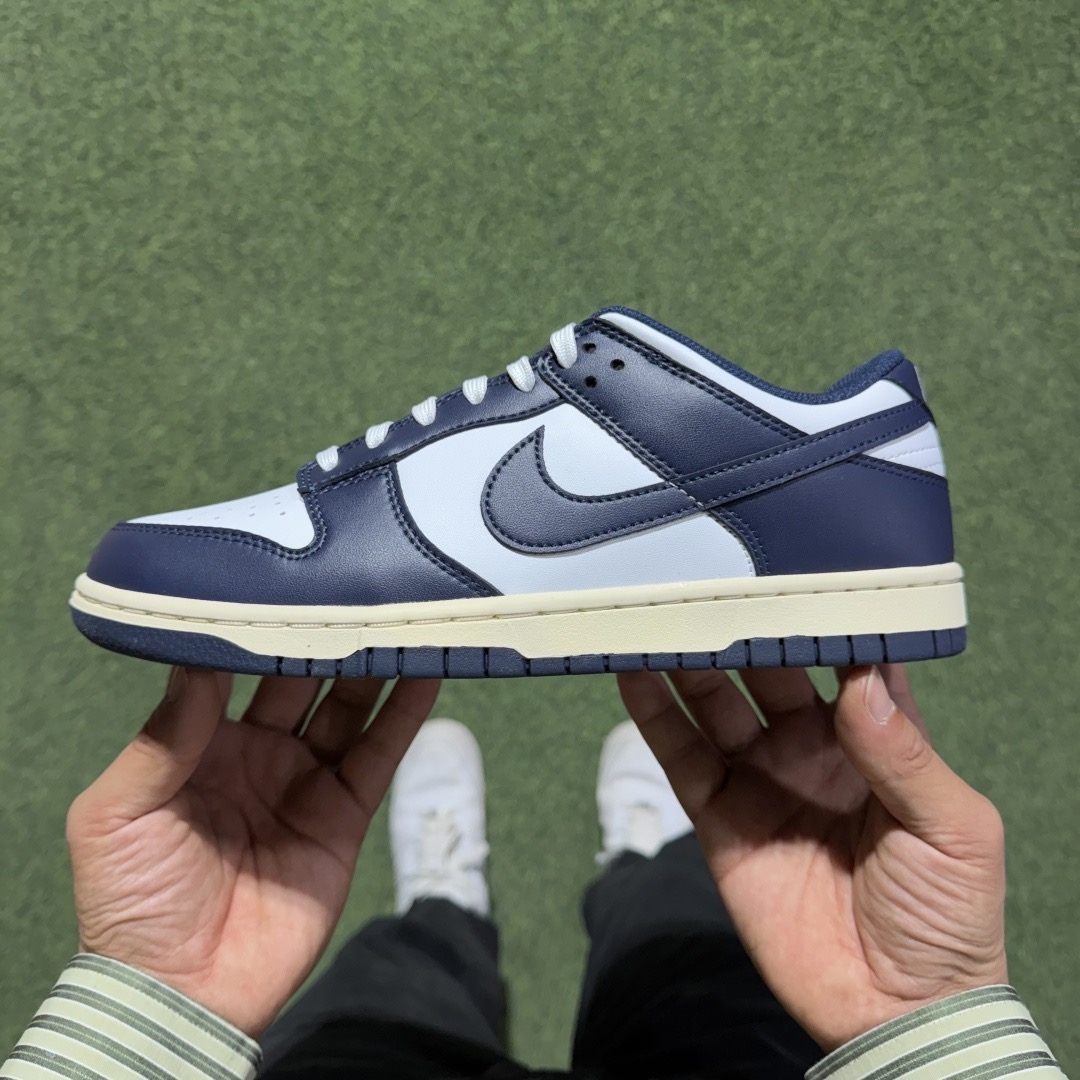 MiniCost Shoe 11