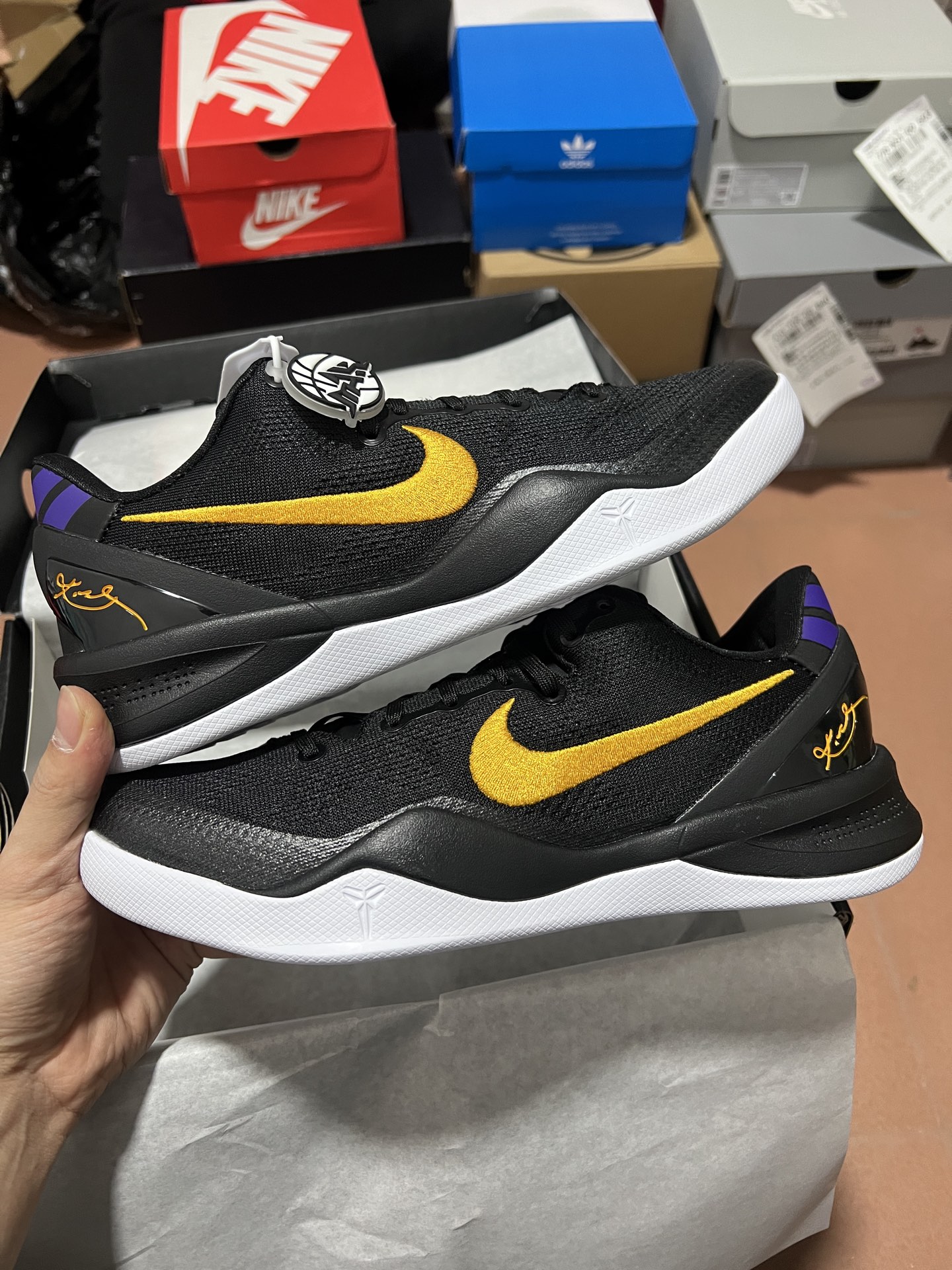 Kobe 8 Protro Lakers Away HF9550-001